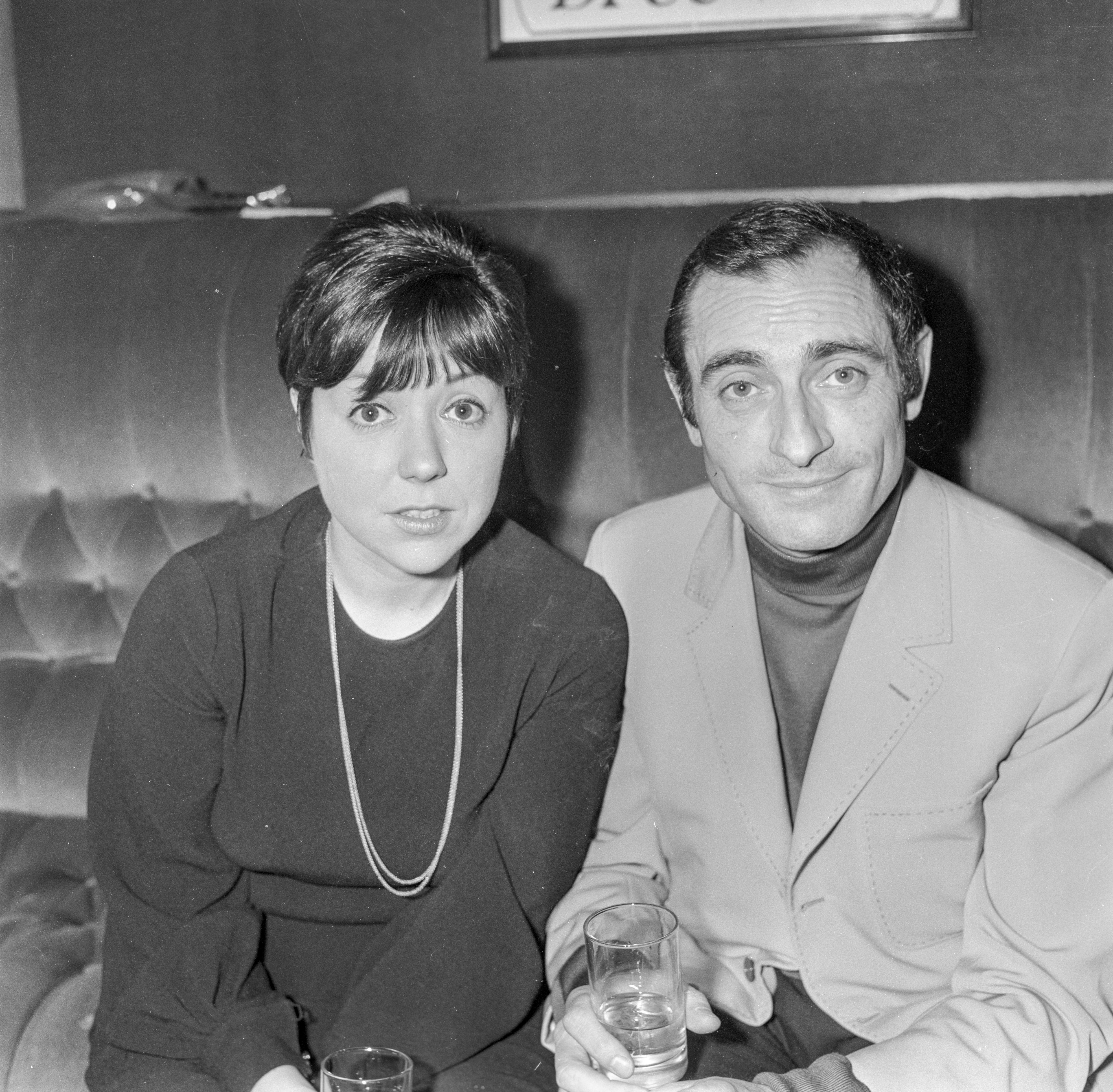 Annie Fratellini et son mari Pierre Etaix en mars 1969 à Paris, France | photo : Getty Images