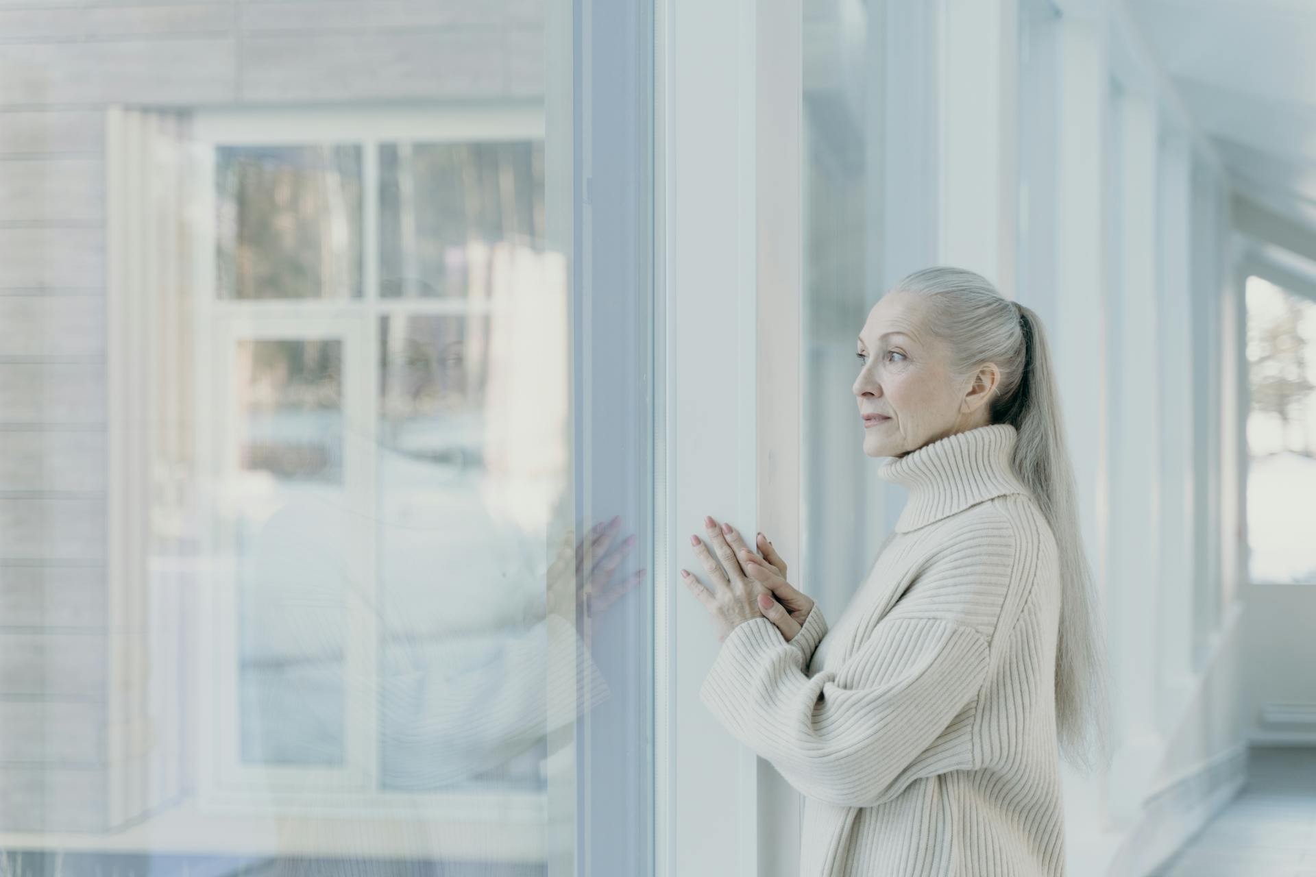 Une femme réfléchie | Source : Pexels