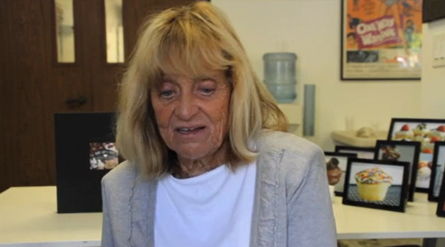 Capture d'écran de l'actrice s'exprimant lors d'une interview. | Source : Vimeo/daveshelton