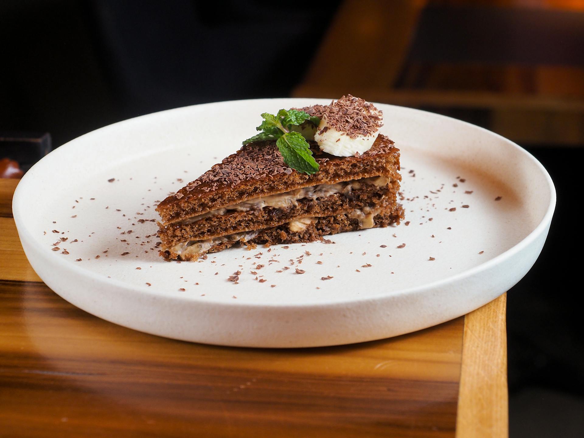 Une tranche de gâteau dans une assiette | Source : Pexels