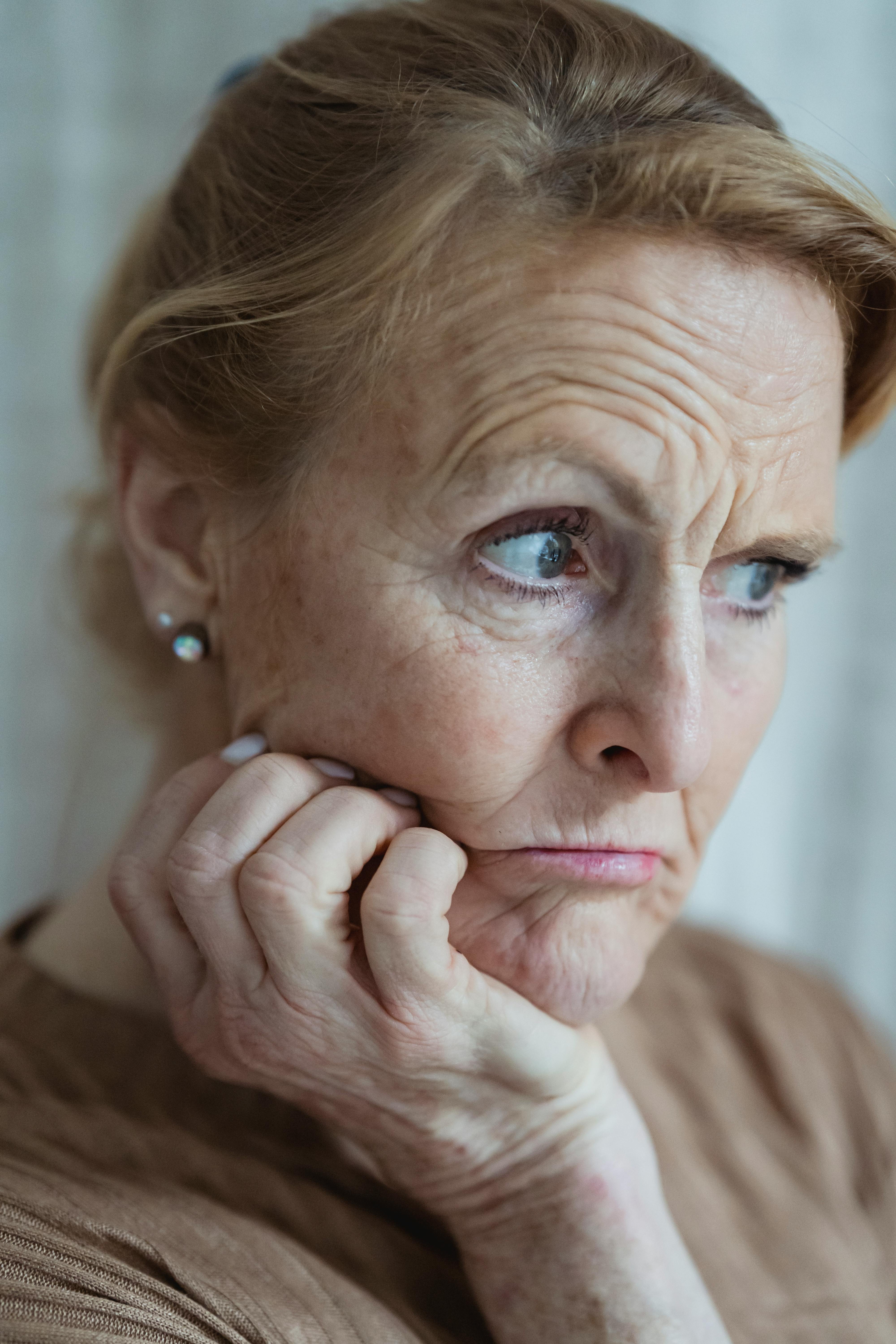 Une femme âgée désapprobatrice | Source : Pexels