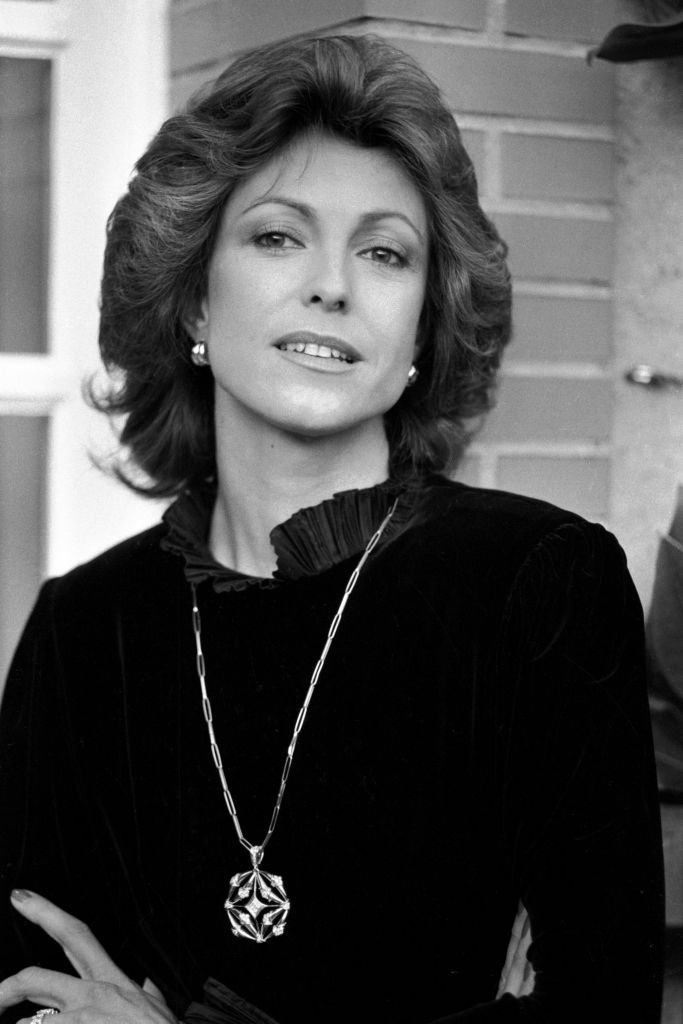Chantal Nobel sur le tournage de la série "Chateauvalon" en décembre 1983, France. | Photo : Getty Images
