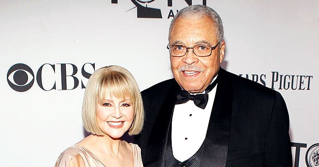 James Earl Jones et Cecilia Hart lors de la 65e cérémonie annuelle des Tony Awards à New York | Source : Getty Images