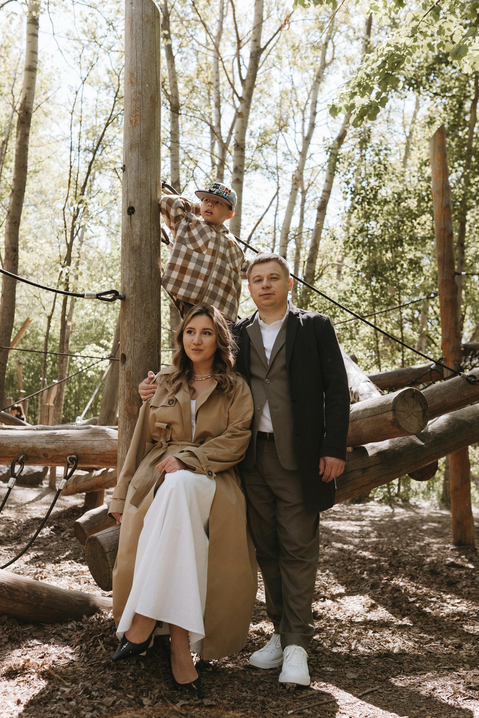 Un couple et leur fils | Source : Pexels