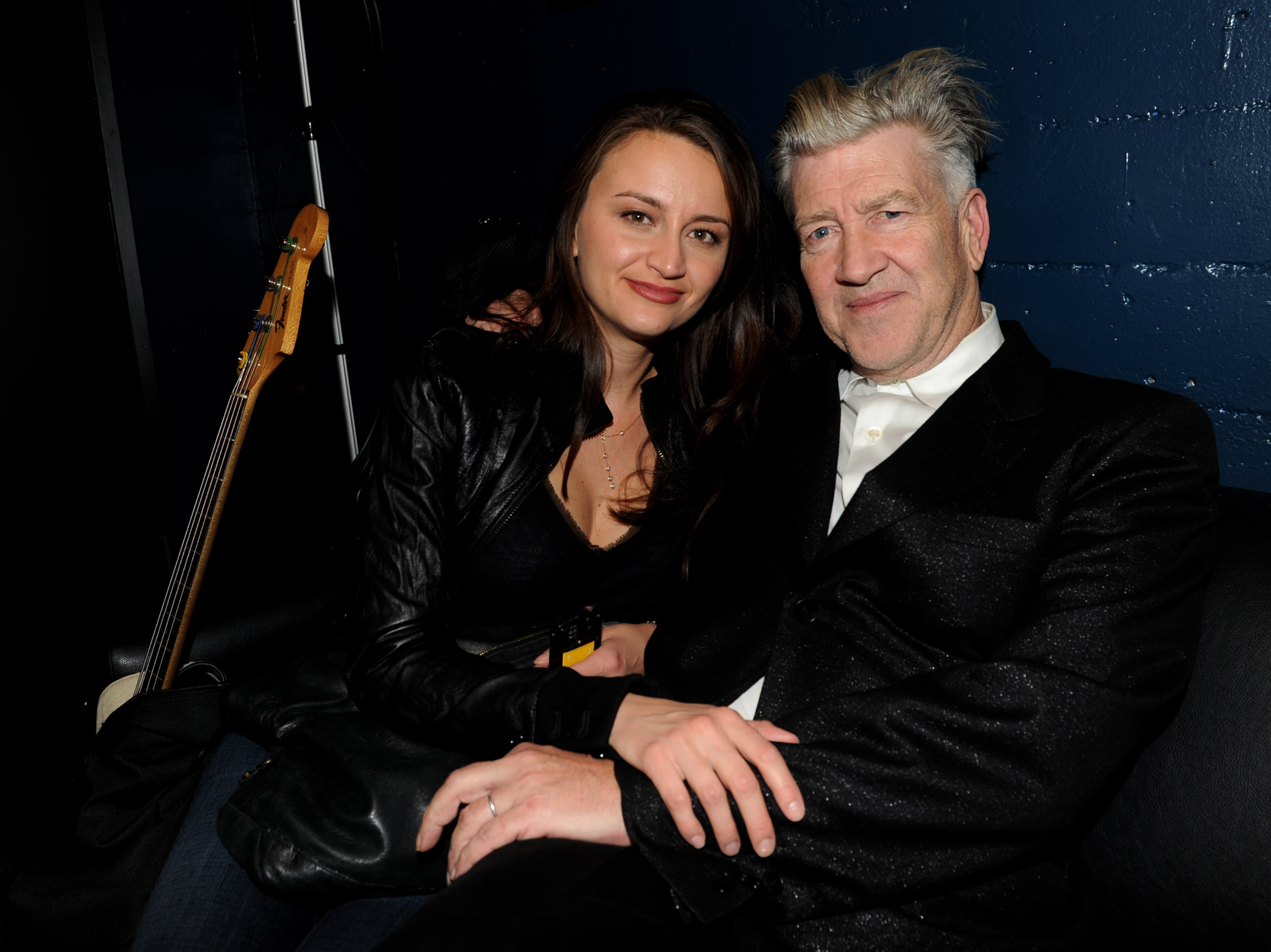 David Lynch et sa femme, Emily Stofle, assistent à un concert de la Fondation David Lynch à Los Angeles le 19 mars 2010 | Source : Getty Images