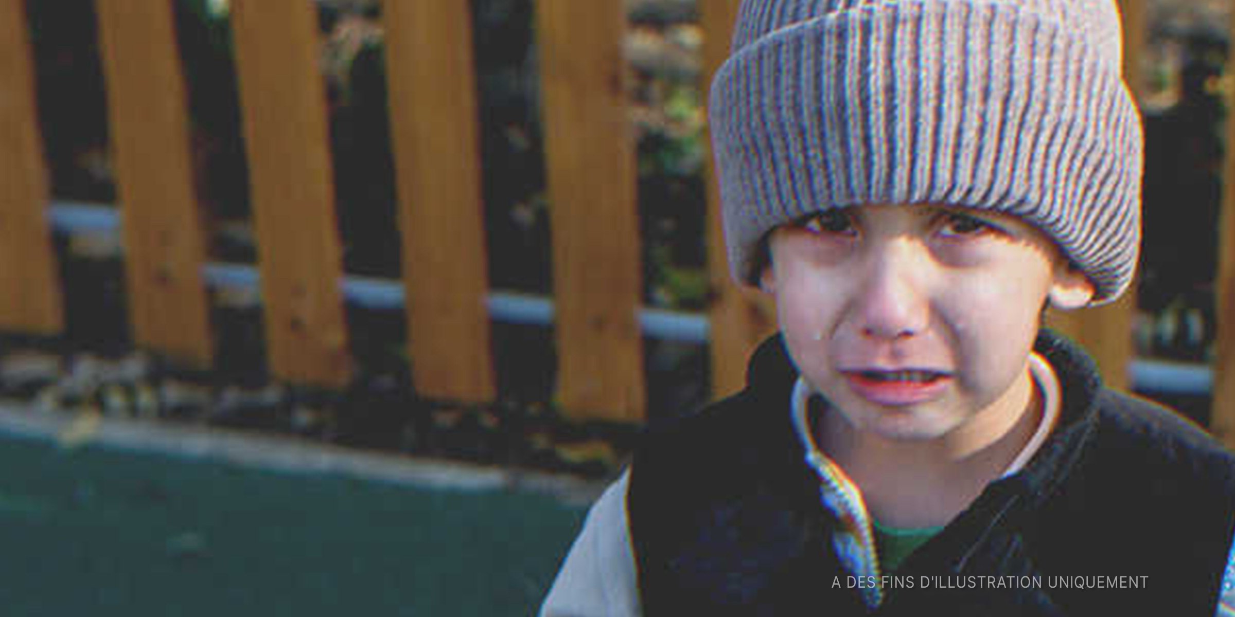 Un enfant entrain de pleurer | Photo : Shutterstock