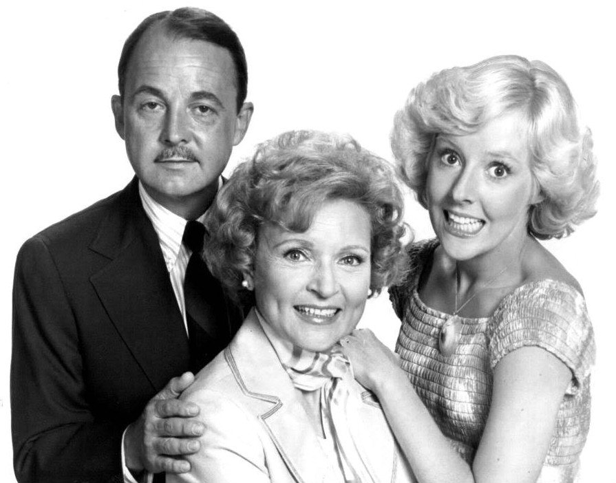 Betty White et le casting de "The Betty White Show" (1977).  I Image: Wikimedia Commons.