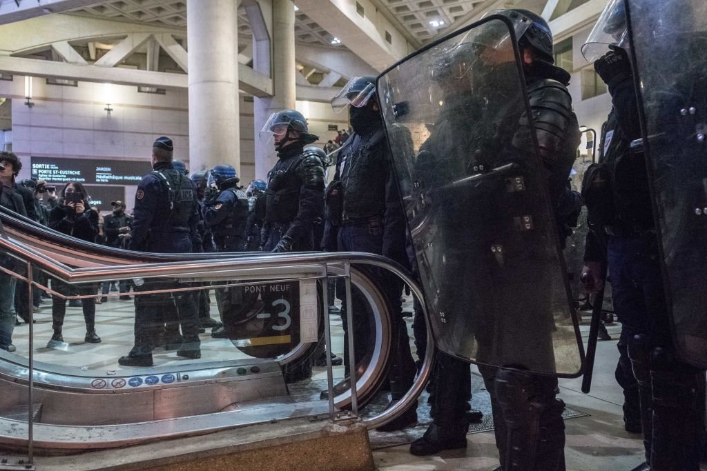 Un rassemblement de policiers | source : Getty Images