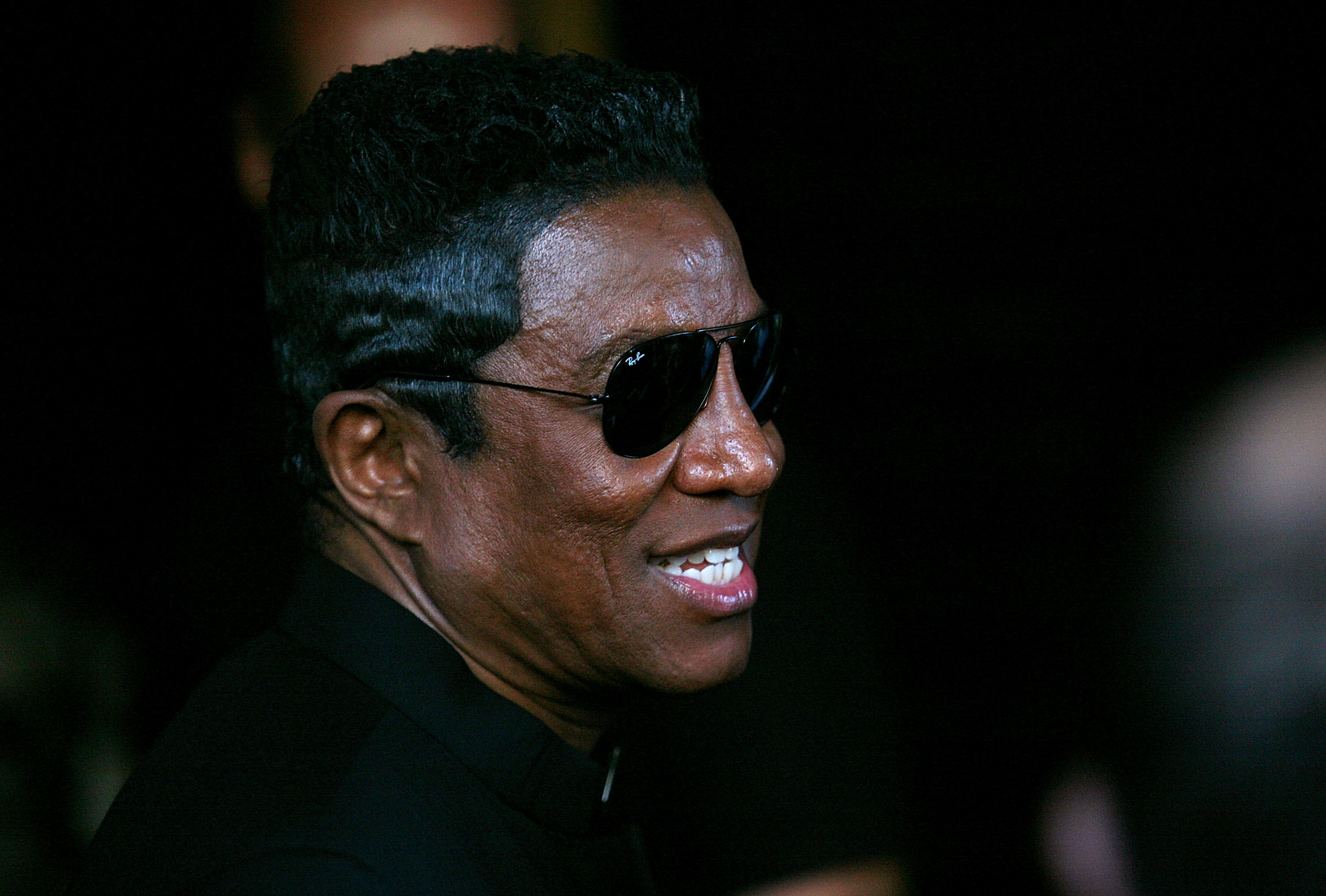 Jermaine Jackson lors d'une réception pour la promotion de "The Jacksons : Une dynastie familiale" le 16 février 2010 à Sydney, en Australie. | Source : Getty Images