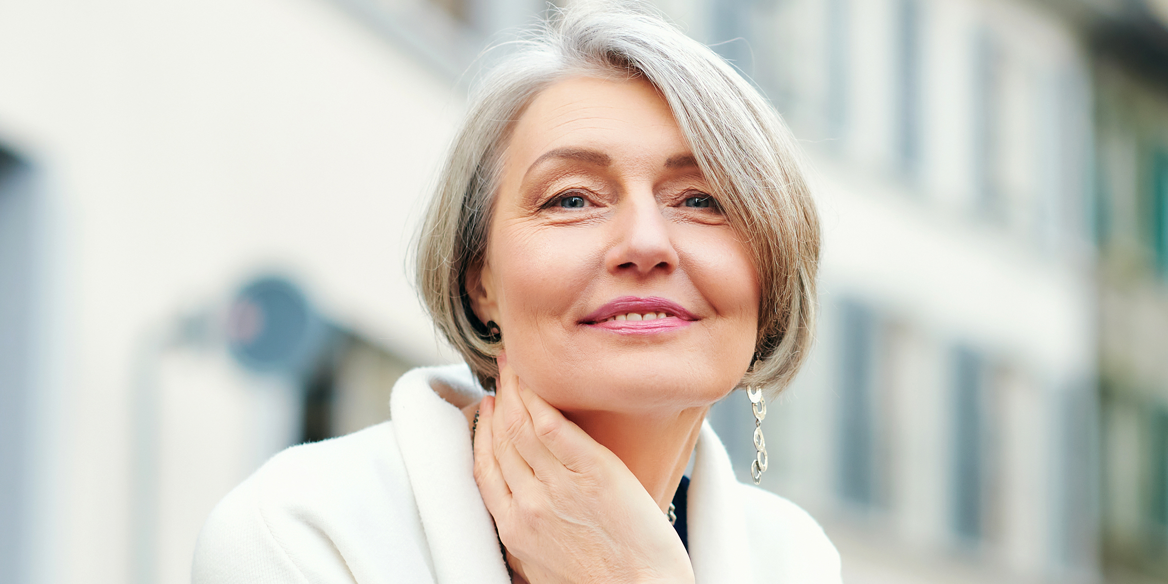 Une femme d'âge mûr | Source : Shutterstock