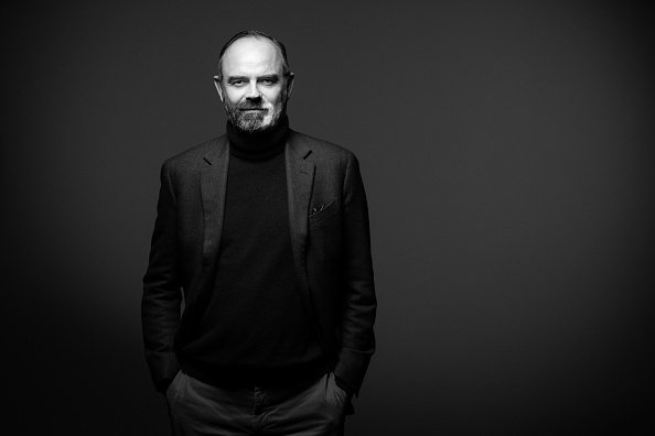 Edouard Philippe posent lors d'une séance photo à Paris, le 9 février 2021. |Photo : Getty Images