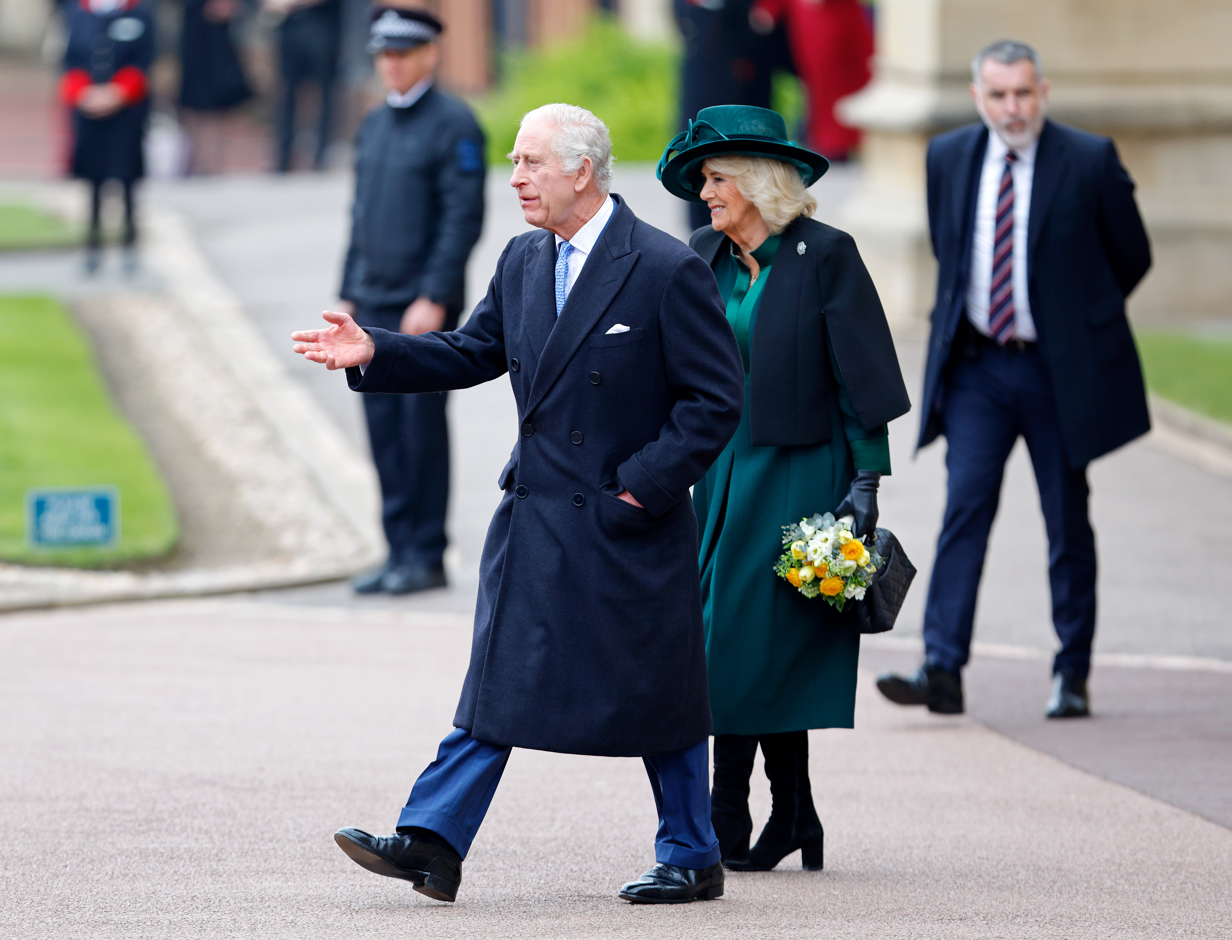 Le roi Charles III et la reine Camilla assistent à l'office du dimanche de Pâques à la chapelle St George, au château de Windsor, le 31 mars 2024 à Windsor, en Angleterre. | Source : Getty Images