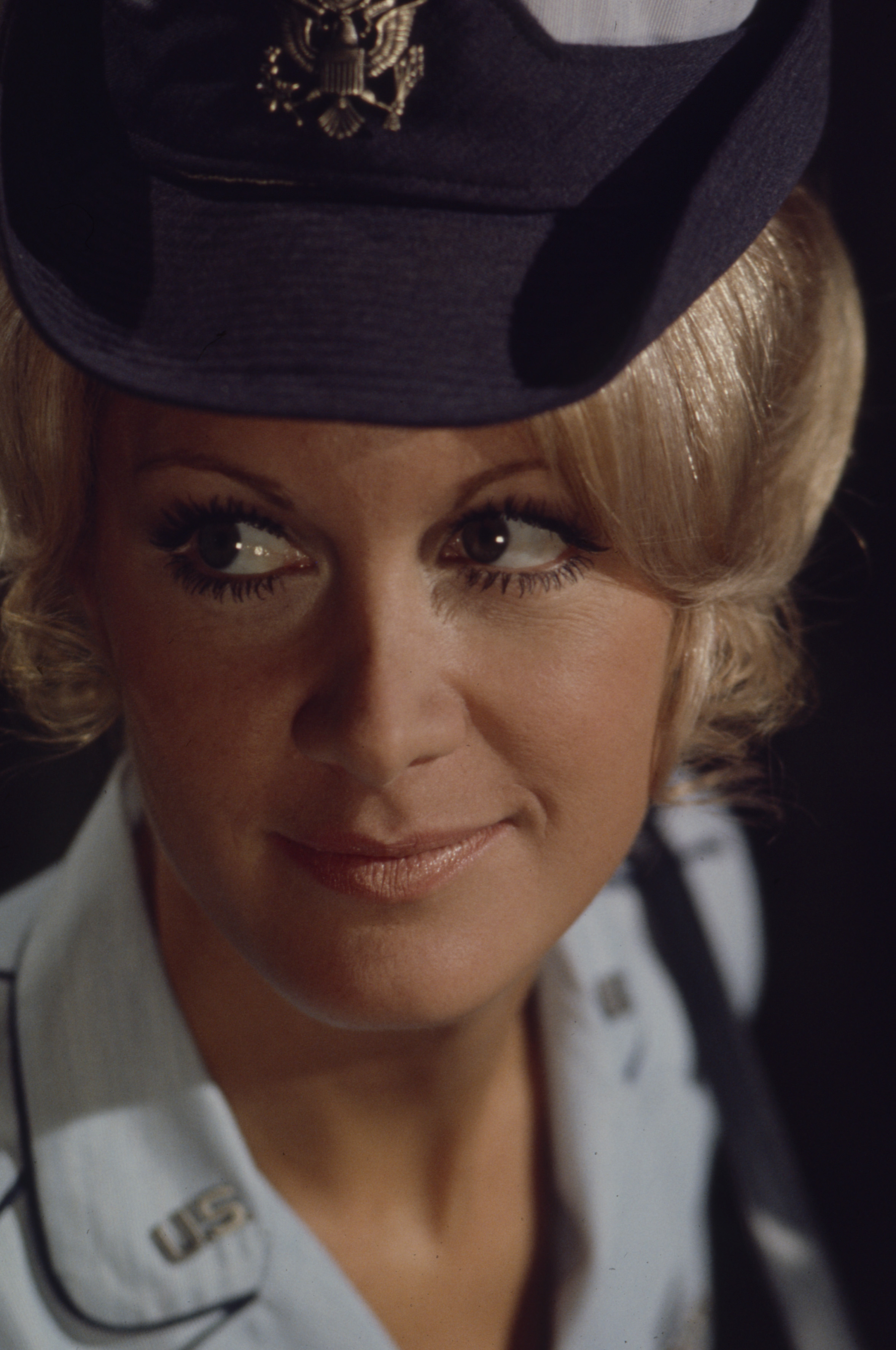 Joan Van Ark dans "Captain Newman, MD" en 1972. | Source : Getty Images