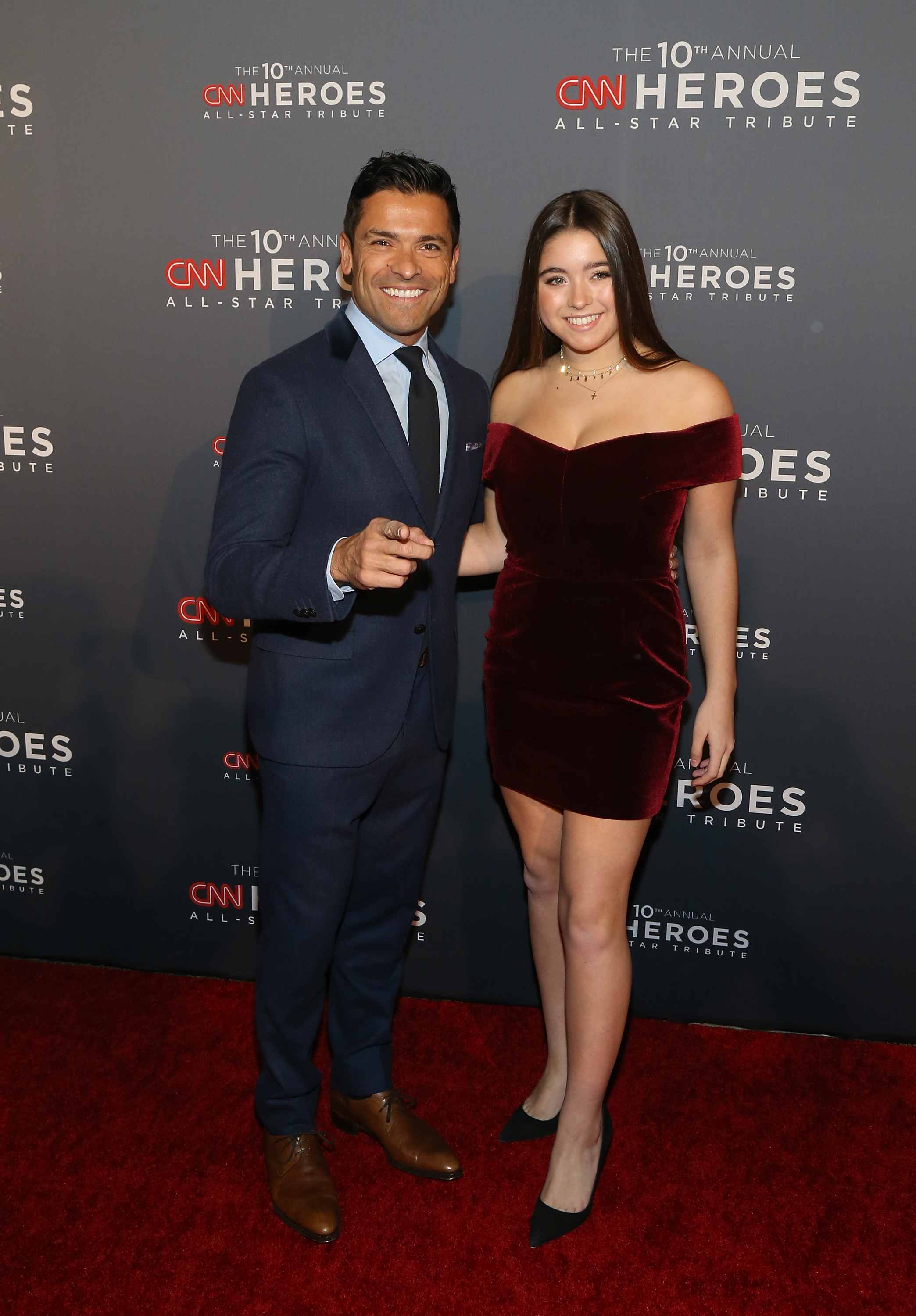 Mark et Lola Consuelos au10e anniversaire de CNN Heroes le 11 décembre 2016, à New York. | Source : Getty Images