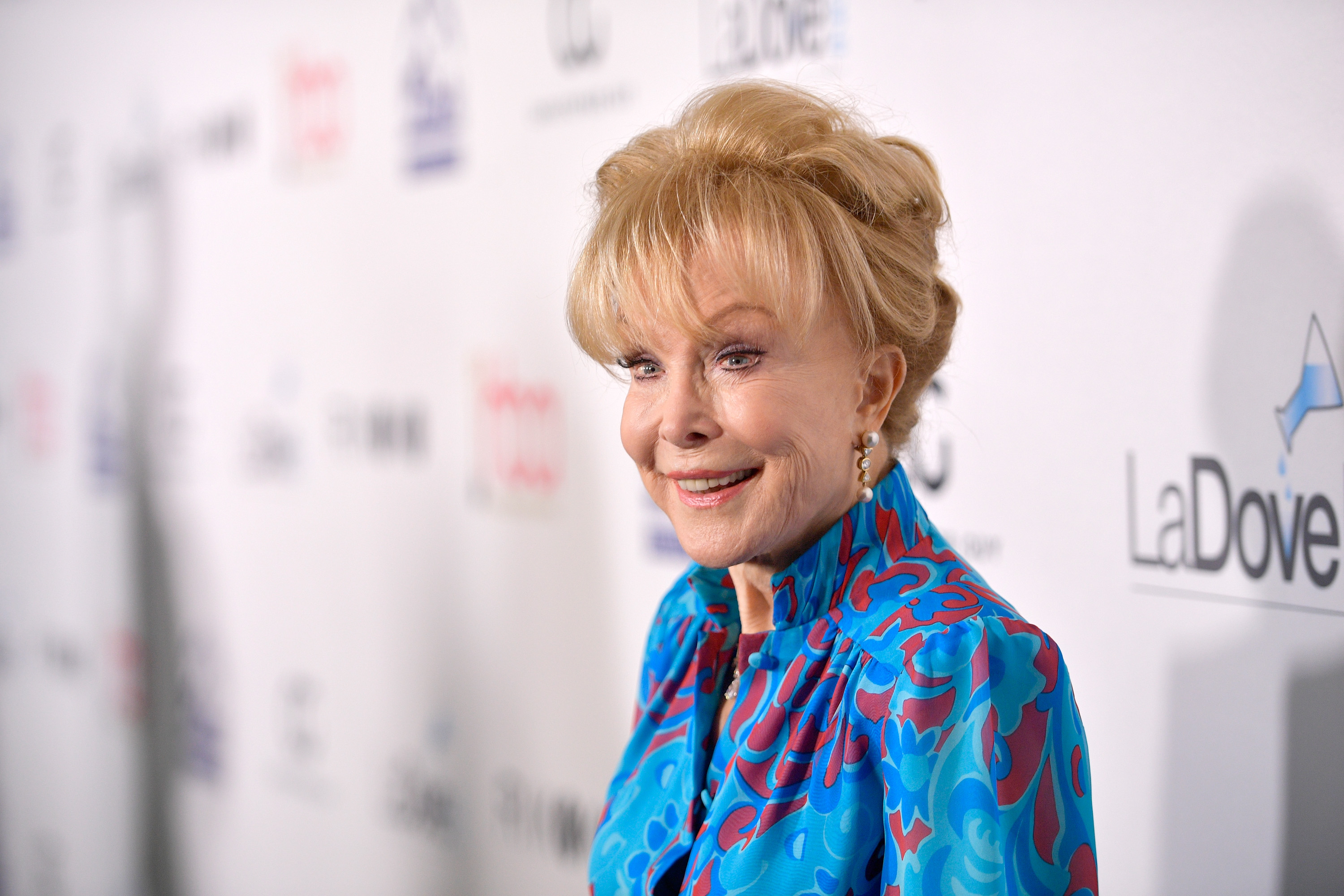 Barbara Eden assiste à la 4e édition des Hollywood Beauty Awards à l'Avalon Hollywood le 25 février 2018, à Los Angeles, en Californie. | Source : Getty Images