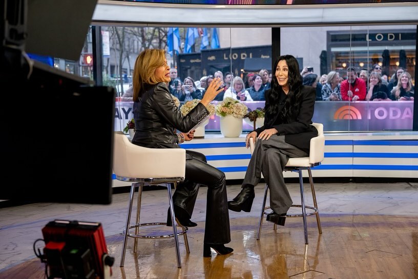 Hoda Kotb et Cher sur le "Today Show", extrait d'un post daté du 19 novembre 2024 | Source : Instagram/hodakotb