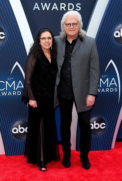 Sharon White et Ricky Skaggs à l'aréna Bridgestone le 14 novembre 2018 à Nashville, Tennessee | Photo: Getty Images