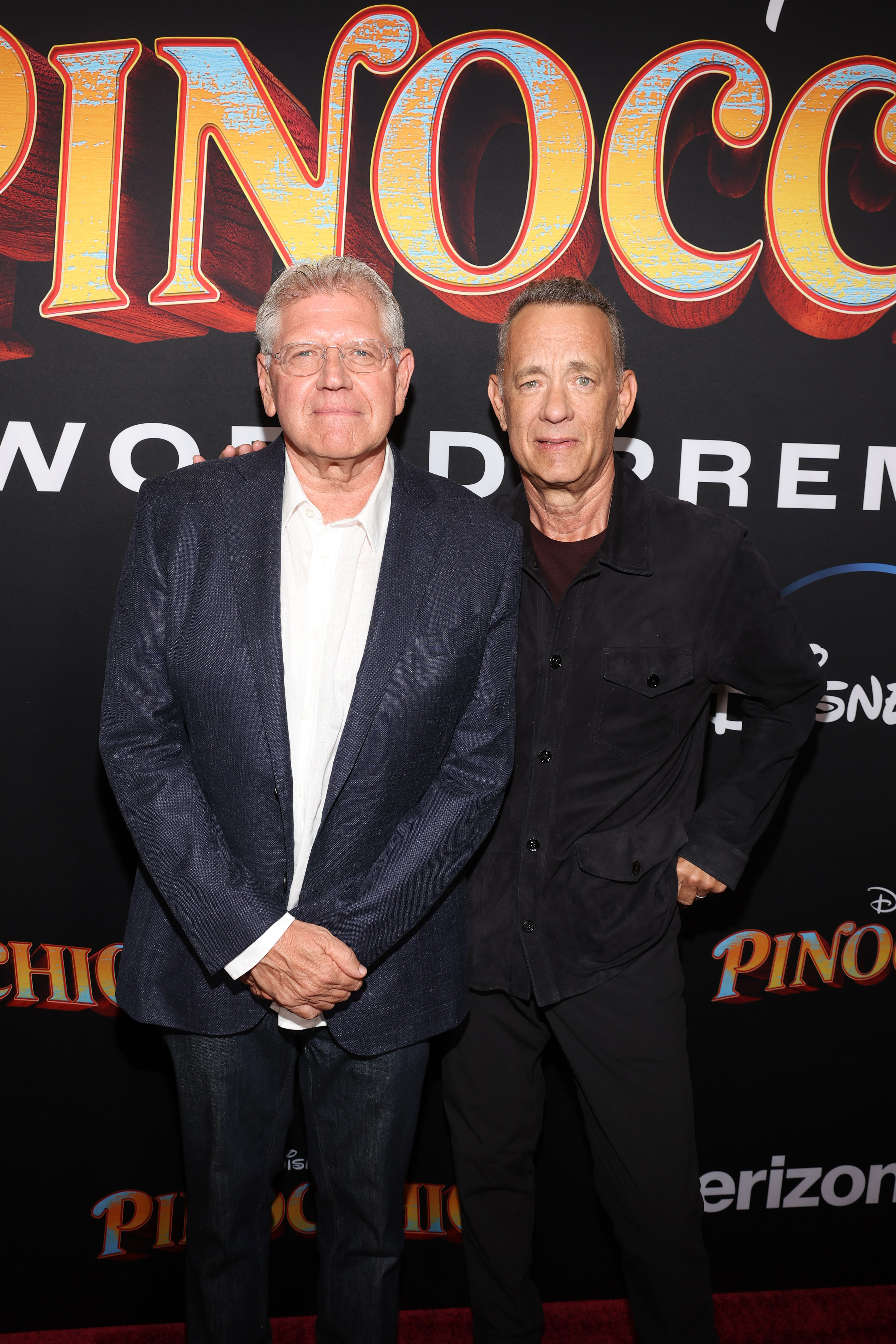 Robert Zemeckis et Tom Hanks lors de la première mondiale de "Pinocchio" à Burbank, en Californie, le 7 septembre 2022. | Source : Getty Images
