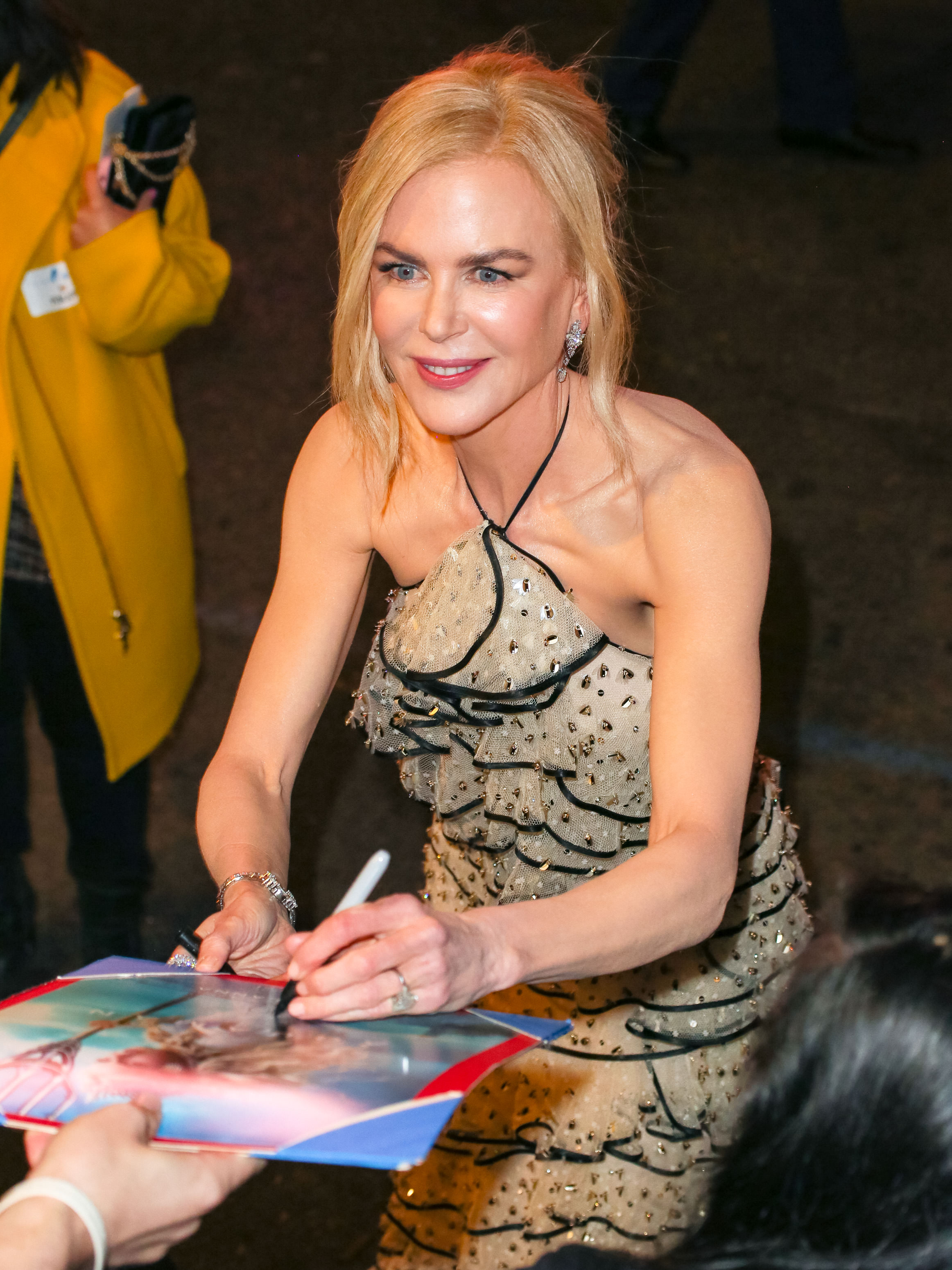 Nicole Kidman est vue arrivant à la première de Warner Bros. Pictures' 'Aquaman' au théâtre chinois de Los Angeles, en Californie, le 12 décembre 2018. | Source : Getty Images