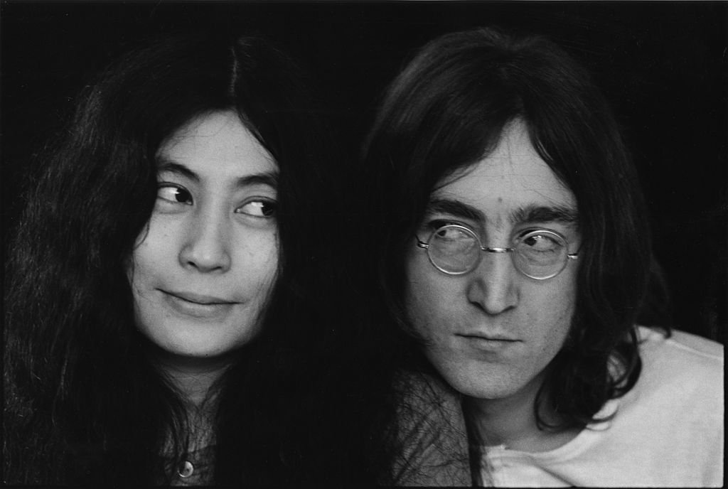 John Lennon et Yoko Ono au mois de décembre 1968. l Source : Getty Images