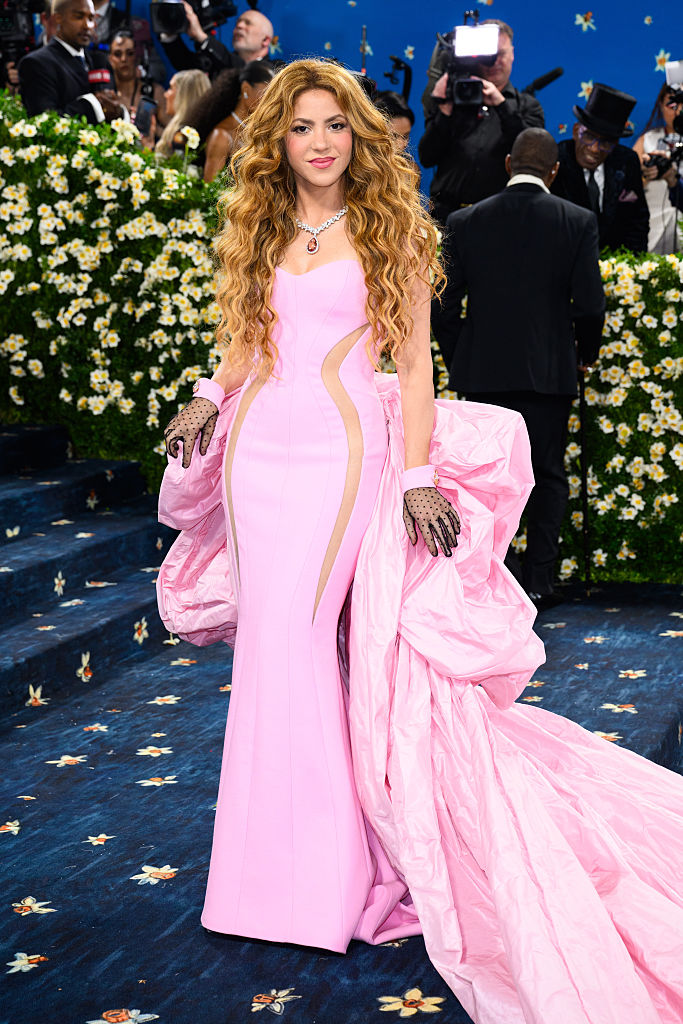 Shakira lors du 2025 Met Gala au Metropolitan Museum of Art le 5 mai à New York.