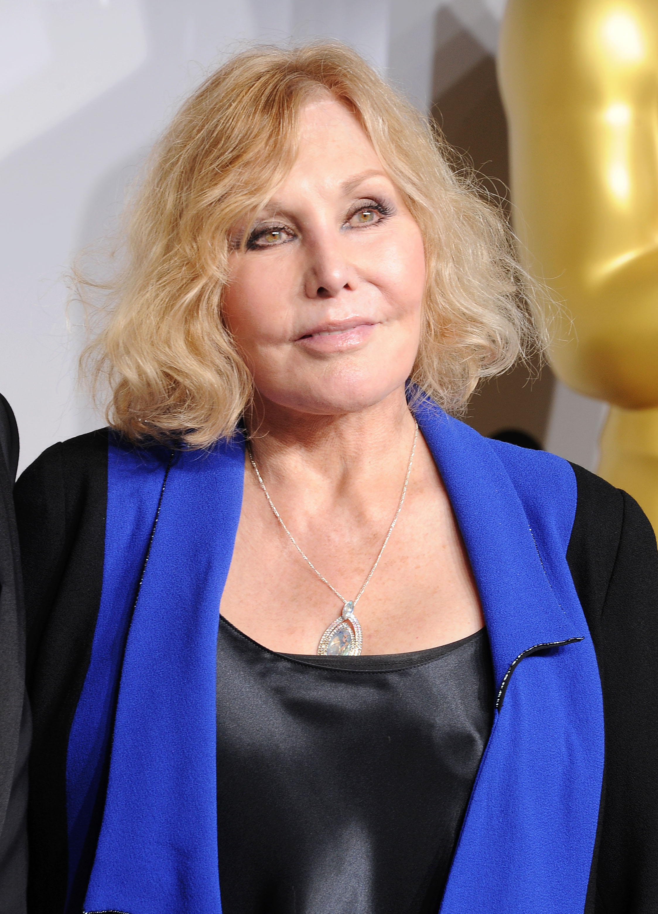 Kim Novak pose dans la salle de presse lors de la 86e cérémonie des Oscars à Hollywood, en Californie, le 2 mars 2014. | Source : Getty Images