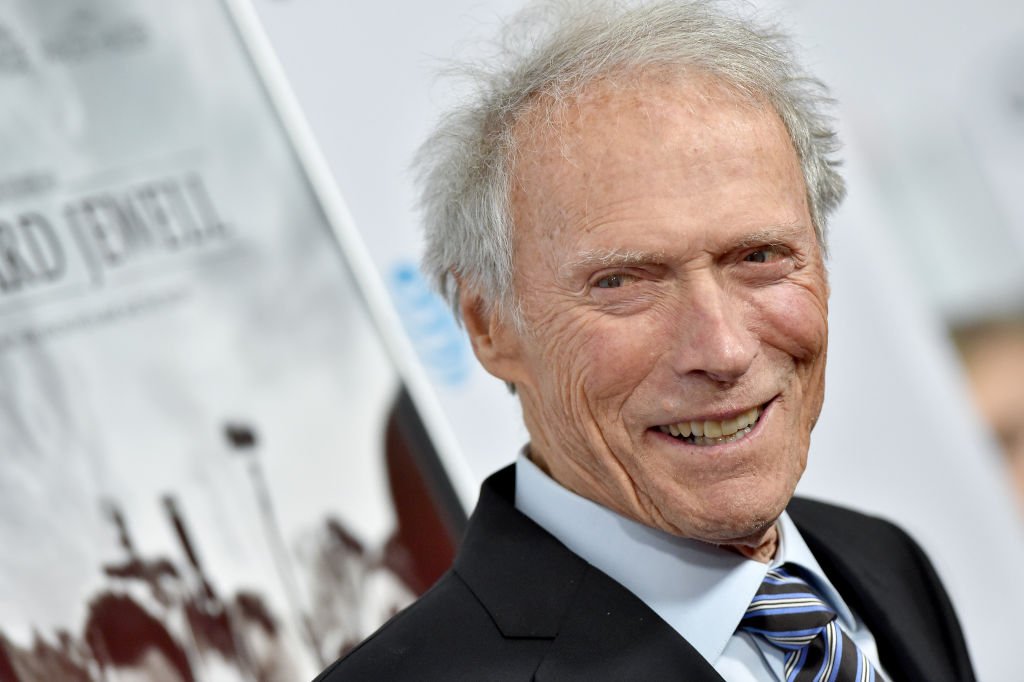 Clint Eastwood tout souriant. | Photo : Getty Images