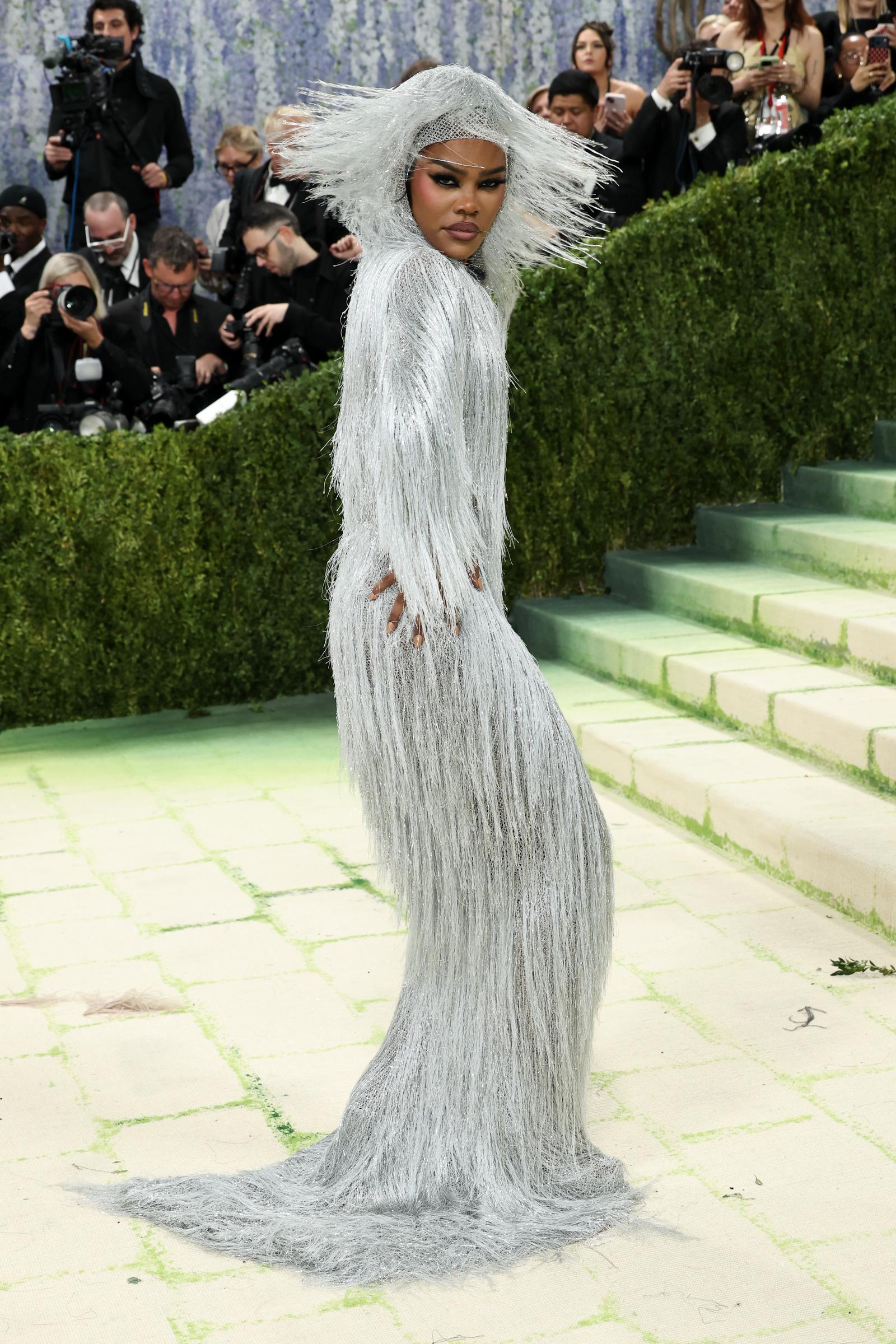 Teyana Taylor fait sensation sur le tapis rouge du Met Gala 2026 avec un look très dynamique | Source : Getty Images