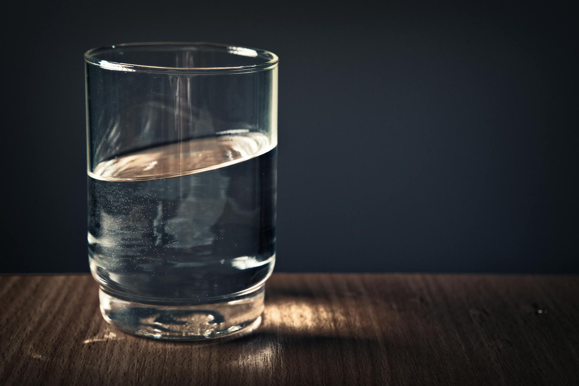 Un verre d'eau | Source : Pexels