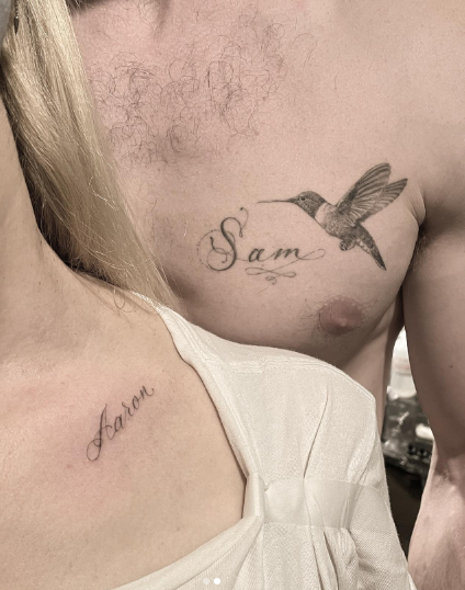 Sam et Aaron Taylor-Johnson tatoués l'un sur l'autre | Source : Instagram.com/Dr_woo