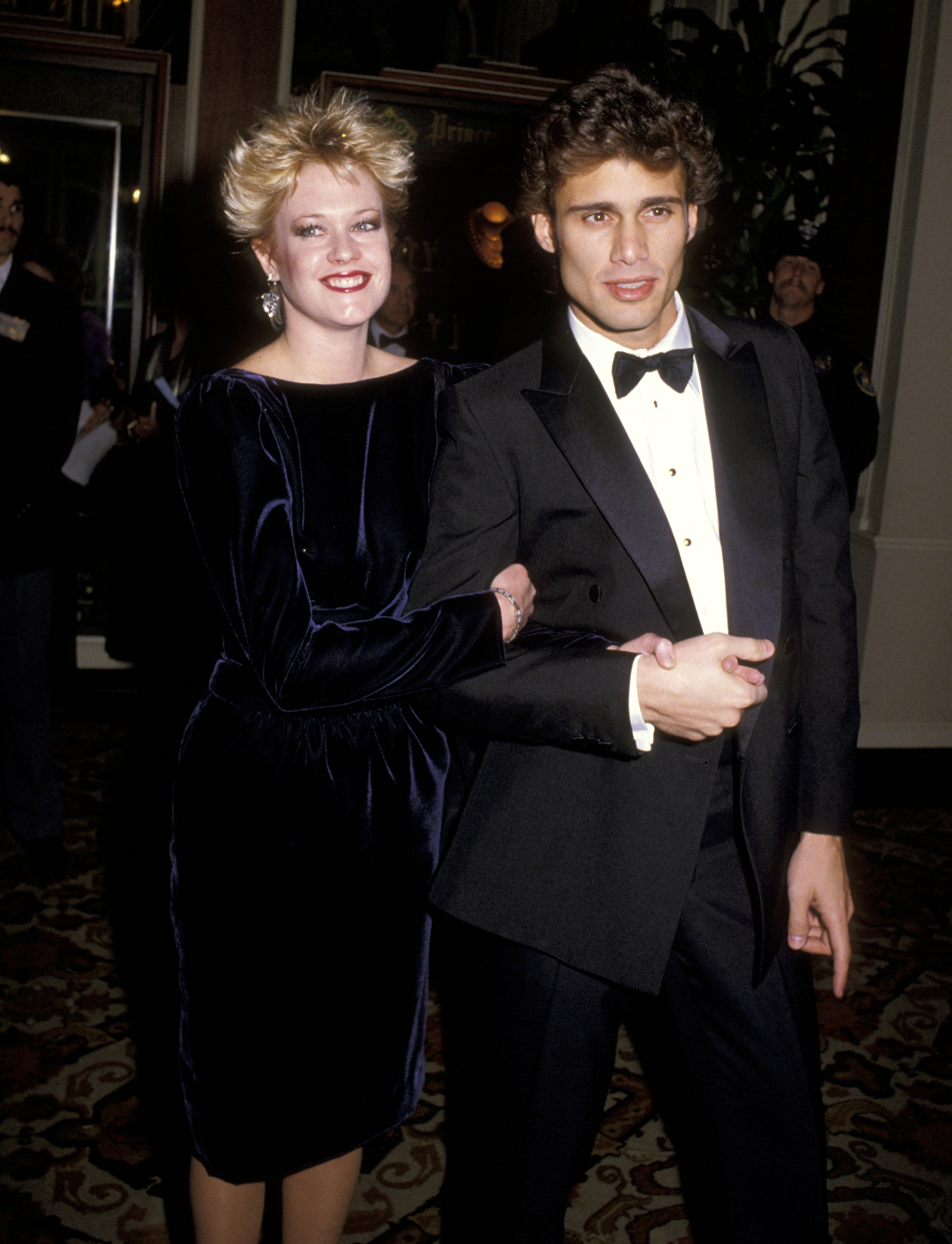 Steven Bauer et Melanie Griffith lors de la 42e cérémonie annuelle des Golden Globe Awards, le 26 janvier 1985. | Source : Getty Images