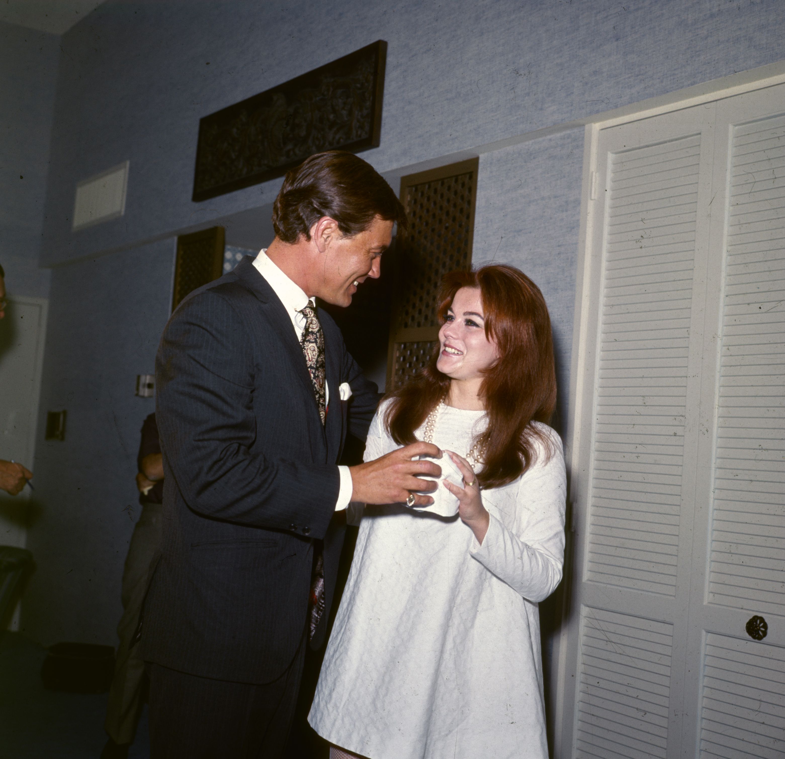 Ann-Margret épouse Roger Smith en 1967 | Source : Getty Images