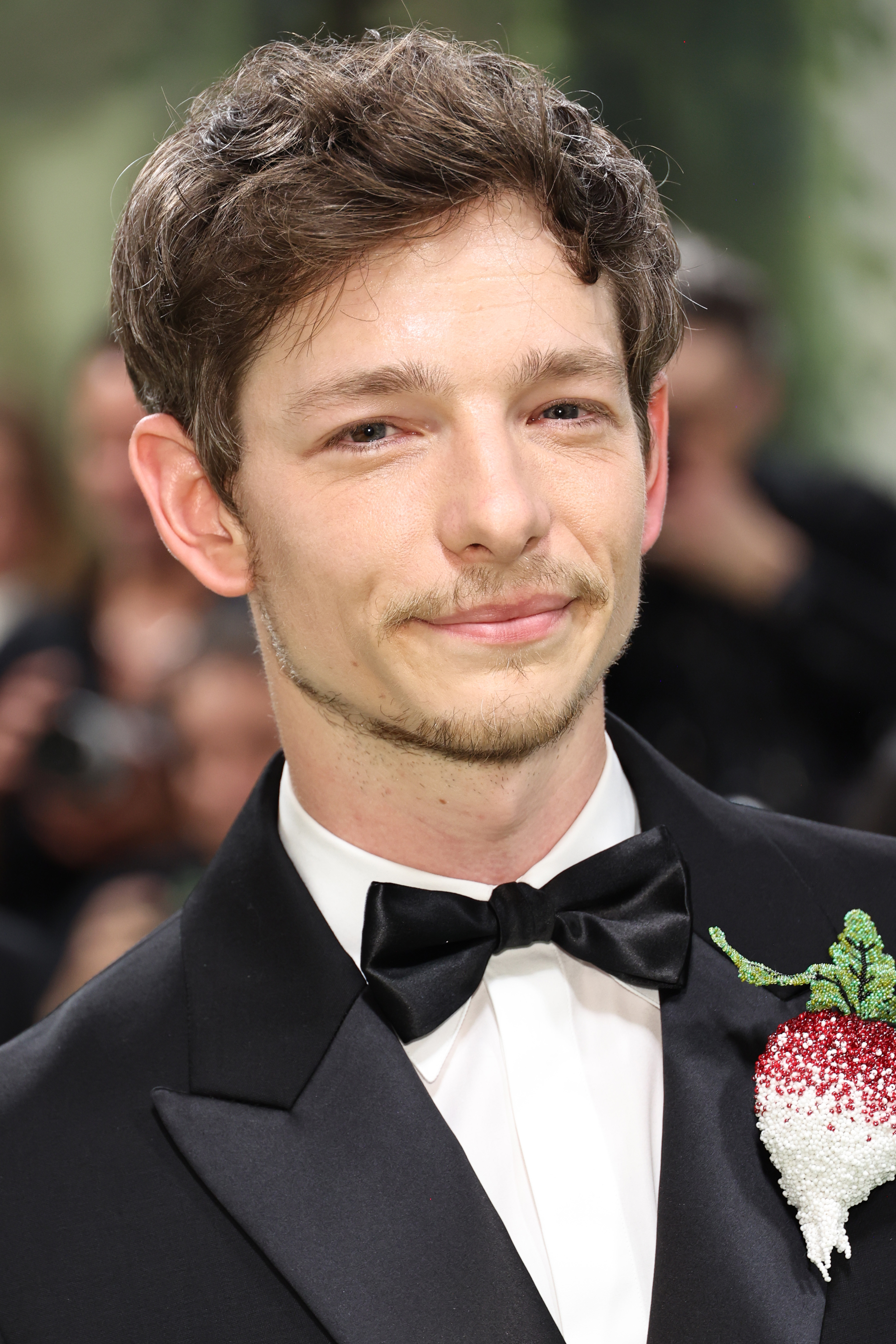 Mike Faist assiste au gala du Met 2024 célébrant "Sleeping Beauties : Reawakening Fashion" le 6 mai 2024 à New York. | Source : Getty Images