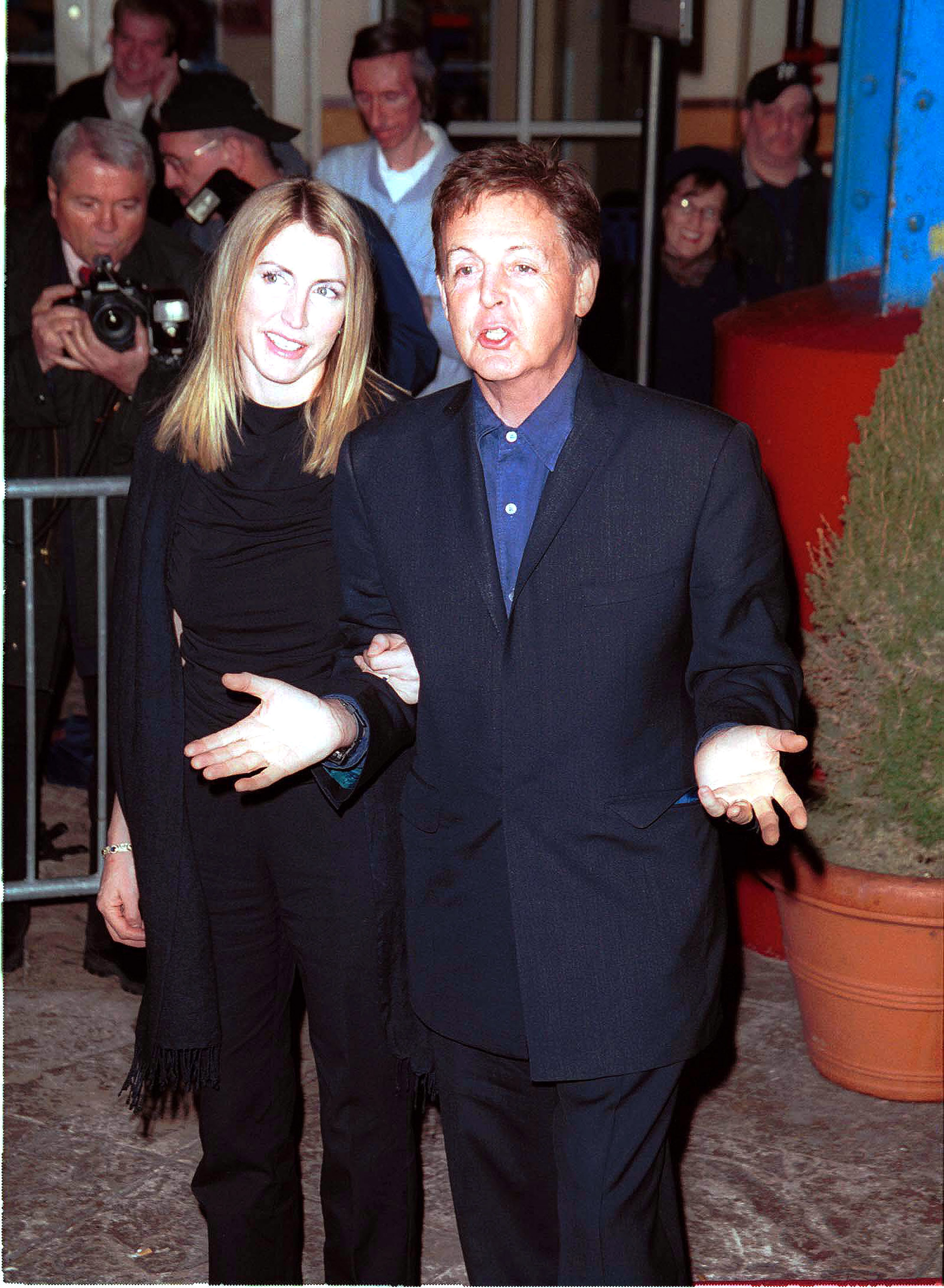 Paul McCartney et Heather Mills assistent à la 5e édition des Media Spotlight Awards le 28 janvier 2002 à New York | Source : Getty Images