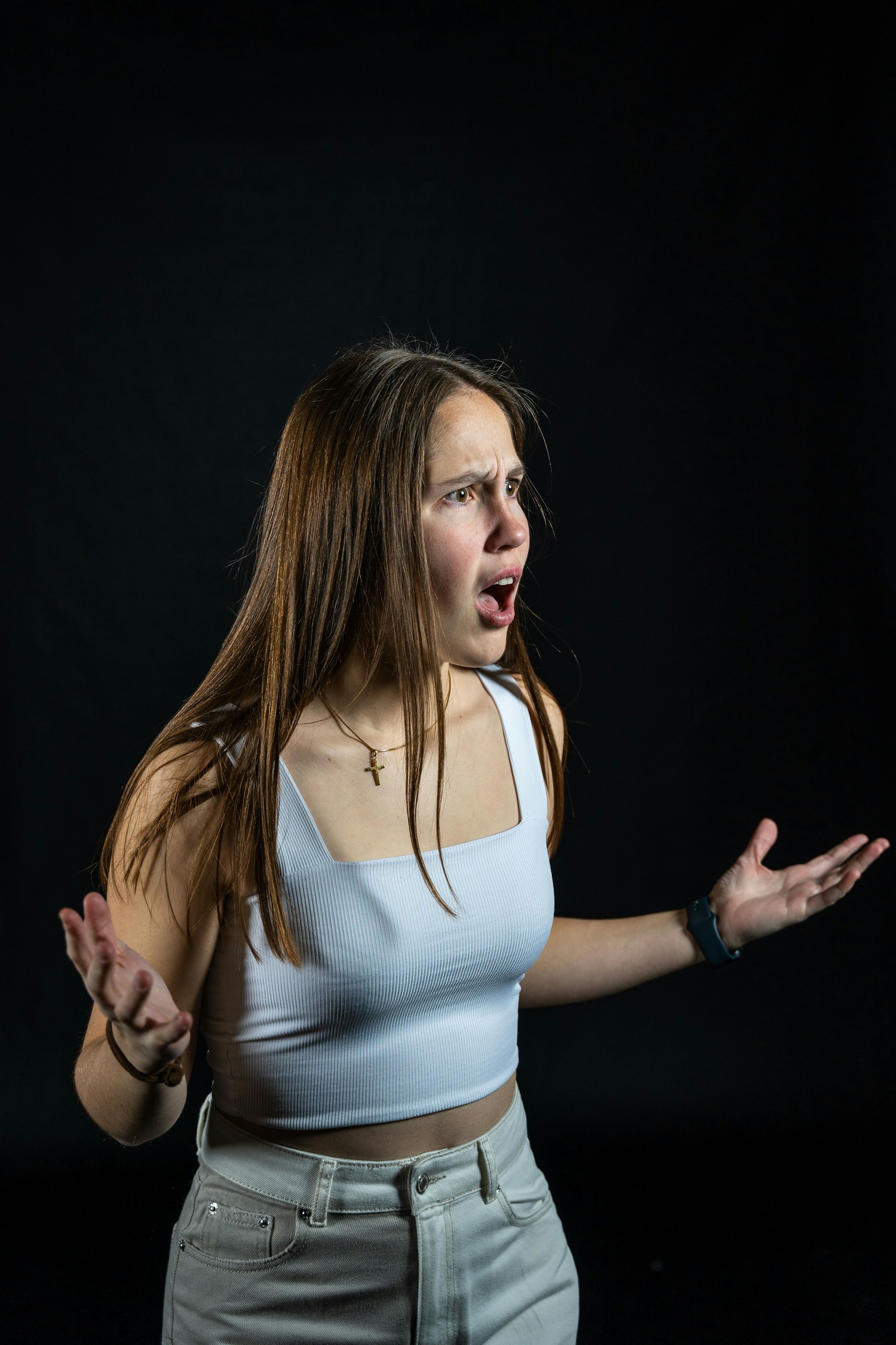 Une femme choquée et confuse | Source : Unsplash
