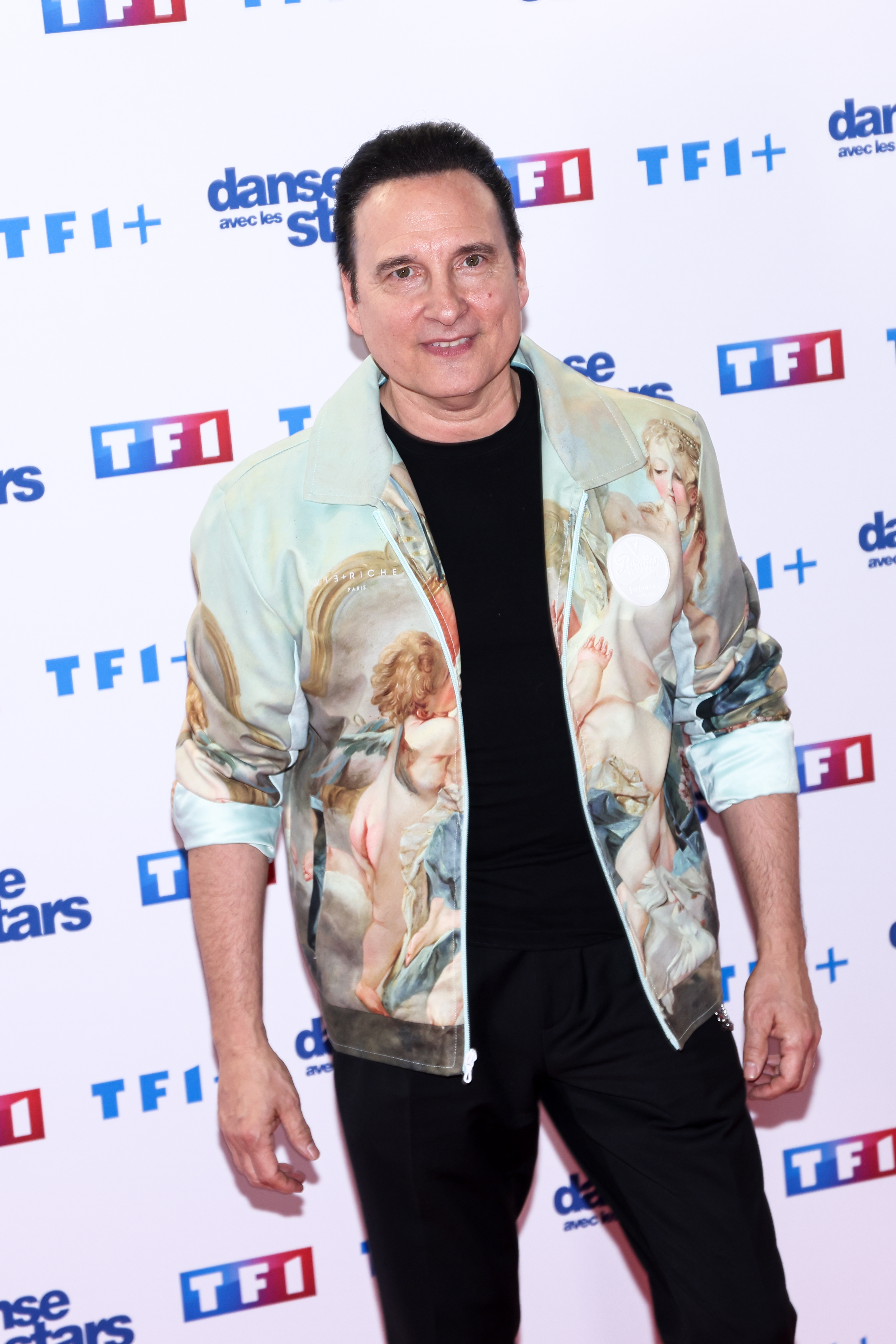 Jean-Marc Généreux assiste au photocall de l'émission "Danse Avec Les Stars 2024" sur TF1 le 25 janvier 2024 à Boulogne-Billancourt, France I Photo par Lyvans Boolaky I Source : Getty Images