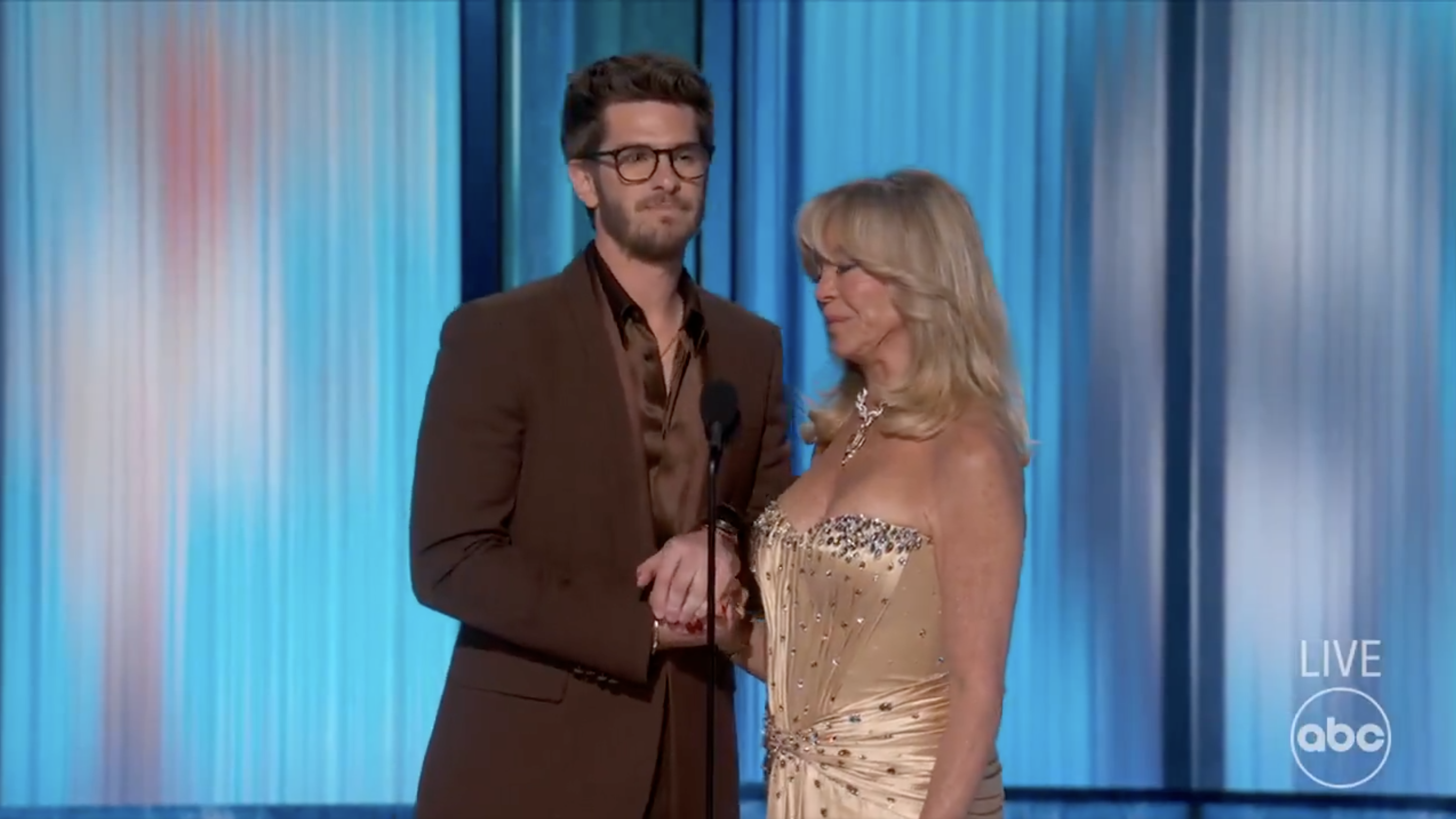 L'hommage d'Andrew Garfield à Goldie Hawn lors de la cérémonie des Oscars 2025 | Source : x.com/ABC/