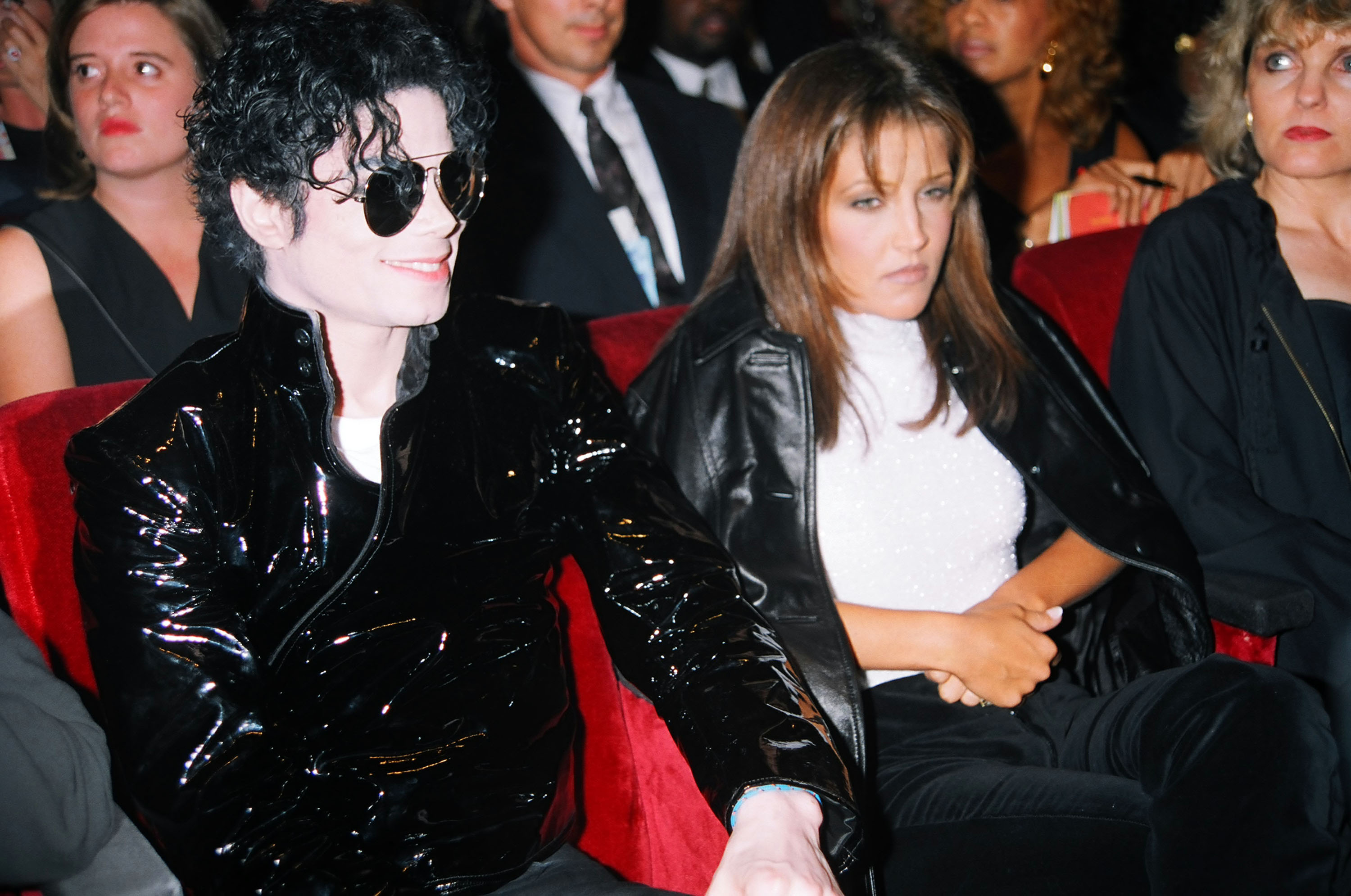 Michael Jackson et Lisa-Marie Presley le 7 septembre 1995 | Source : Getty Images