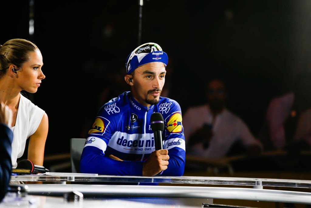 Marion Rousse, Julian Alaphilippe lors de l'étape 21 du Tour de France, de Rambouillet à Paris, le 28 juillet 2019 à Paris, France. | Photo : Getty Images