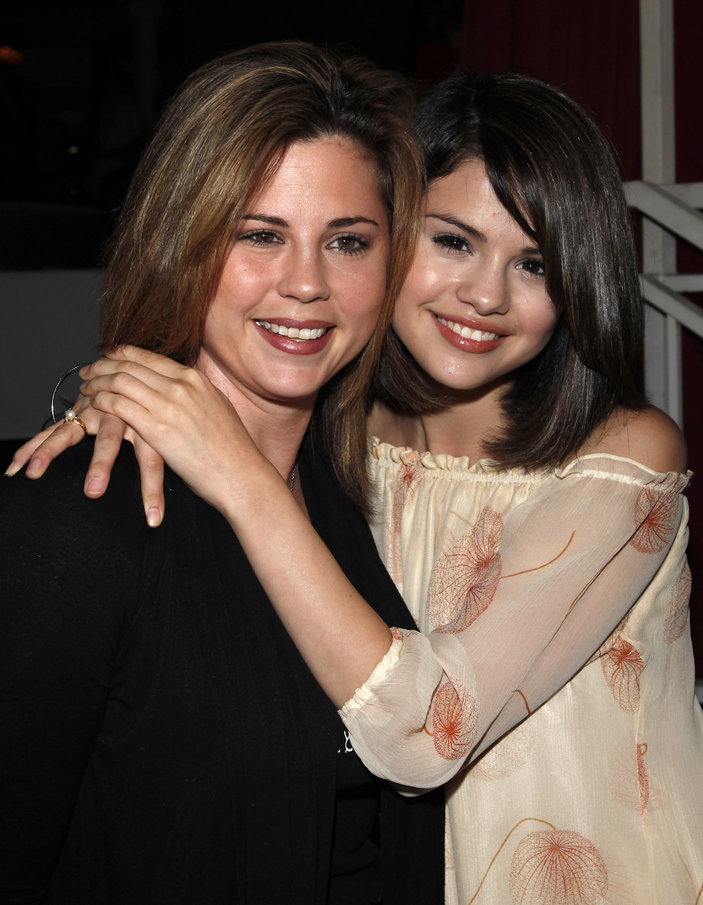 Mandy Teefey et Selena Gomez aperçues à Hollywood à Los Angeles, Californie, le 28 juin 2009. | Source : Getty Images