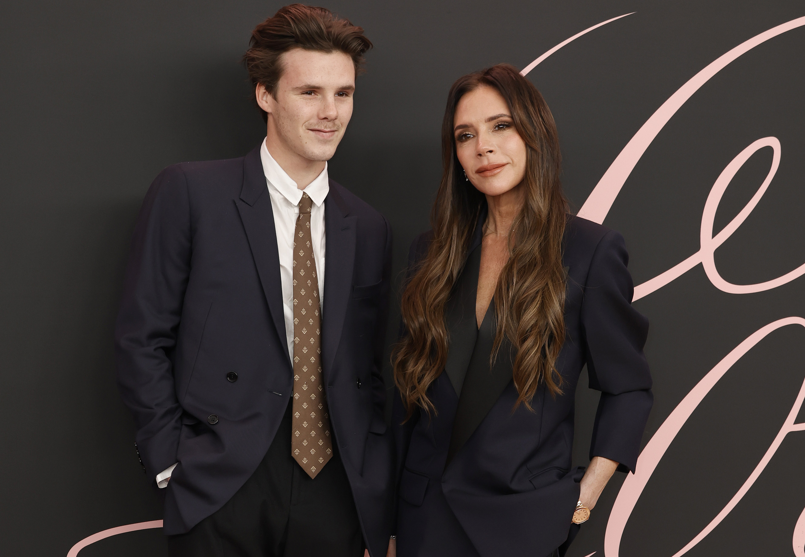 Cruz et Victoria Beckham lors de la première de "Lola" au Regency Bruin Theatre le 3 février 2024, à Los Angeles, Californie | Source : Getty Images