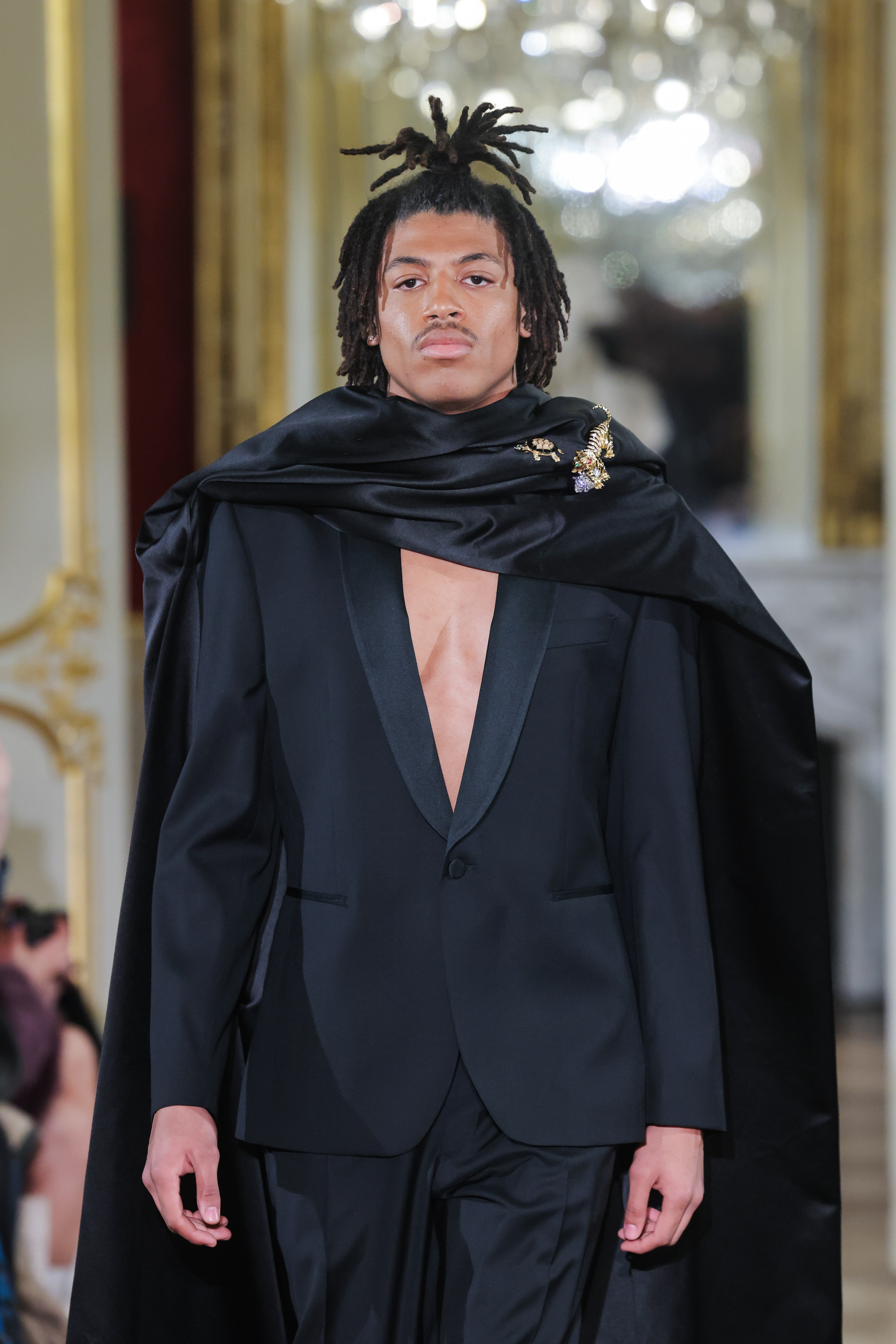 Henry Samuel à la Fashion Week de Paris, 28 janvier 2025 | Source : Getty Images