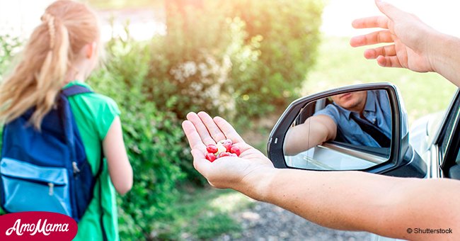 Un étranger a tenté d'attirer des enfants dans sa voiture en leur offrant des bonbons