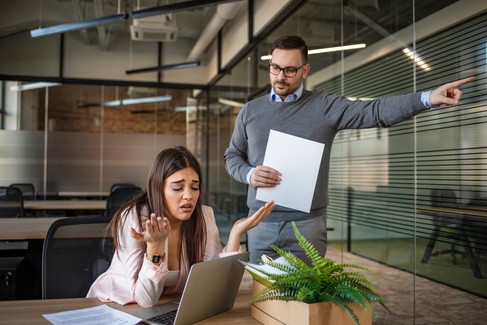 El jefe y la mujer | Shutterstock