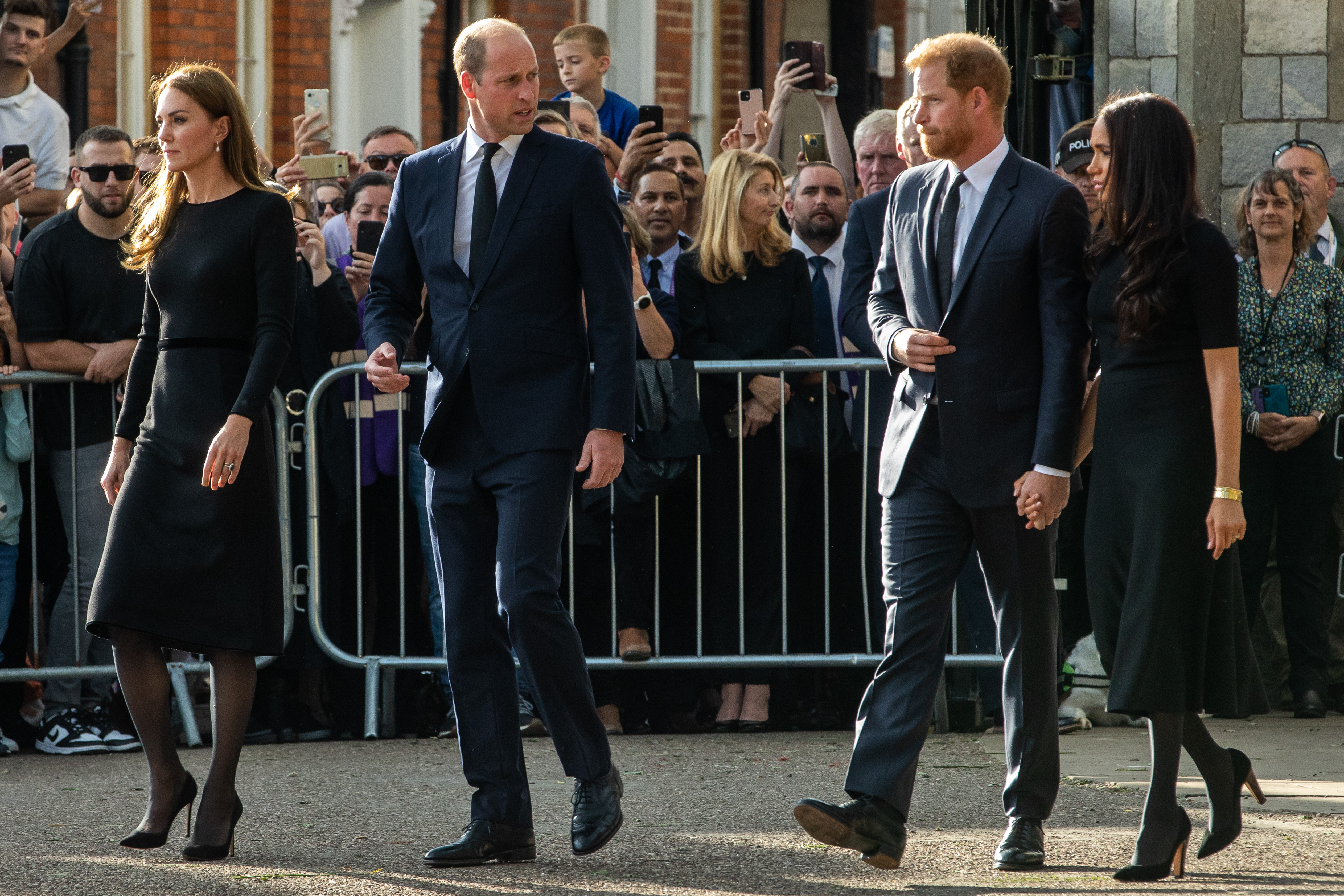Le prince William et Kate, princesse de Galles, avec le prince Harry et Meghan à Windsor en 2022 | Source : Getty Images