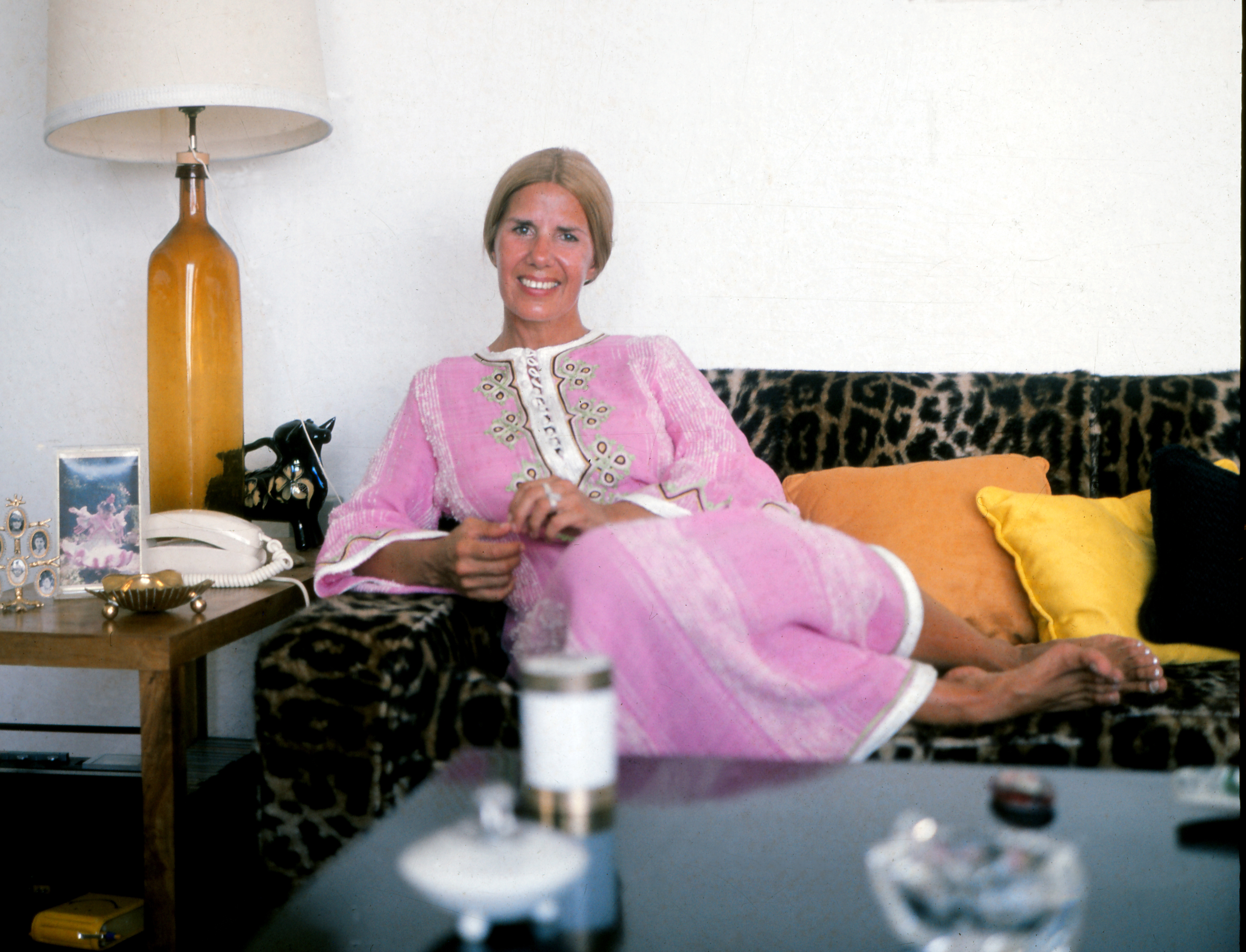 La duchesse d'Alba, Maria del Rosario Cayetana Fitz-James Stuart photographiée à Malaga, en Espagne, le 11 septembre 1973 | Source : Getty Images