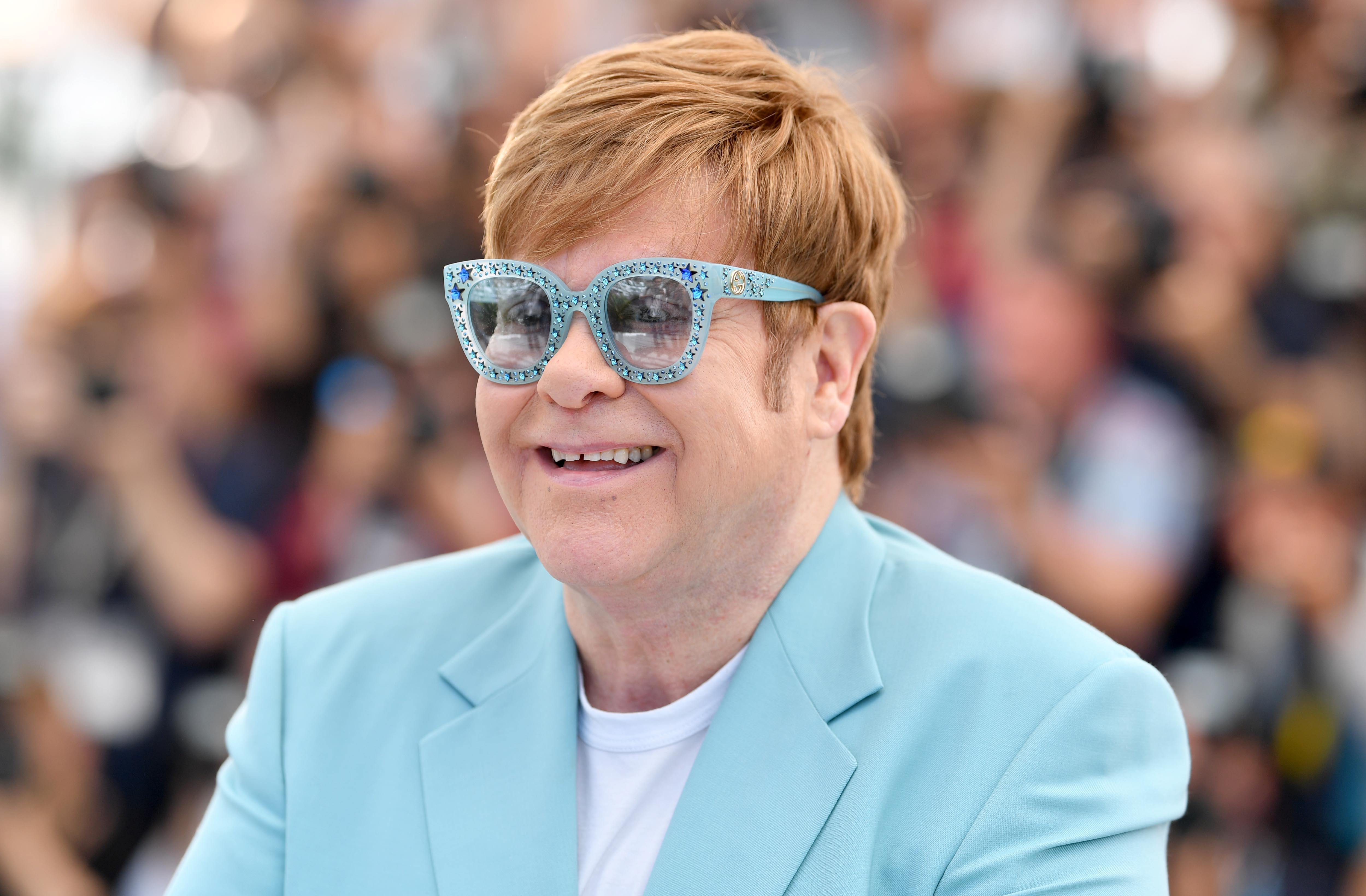 Elton John assiste à un photocall de "Rocketman" le 16 mai 2019 | Source : Getty Images