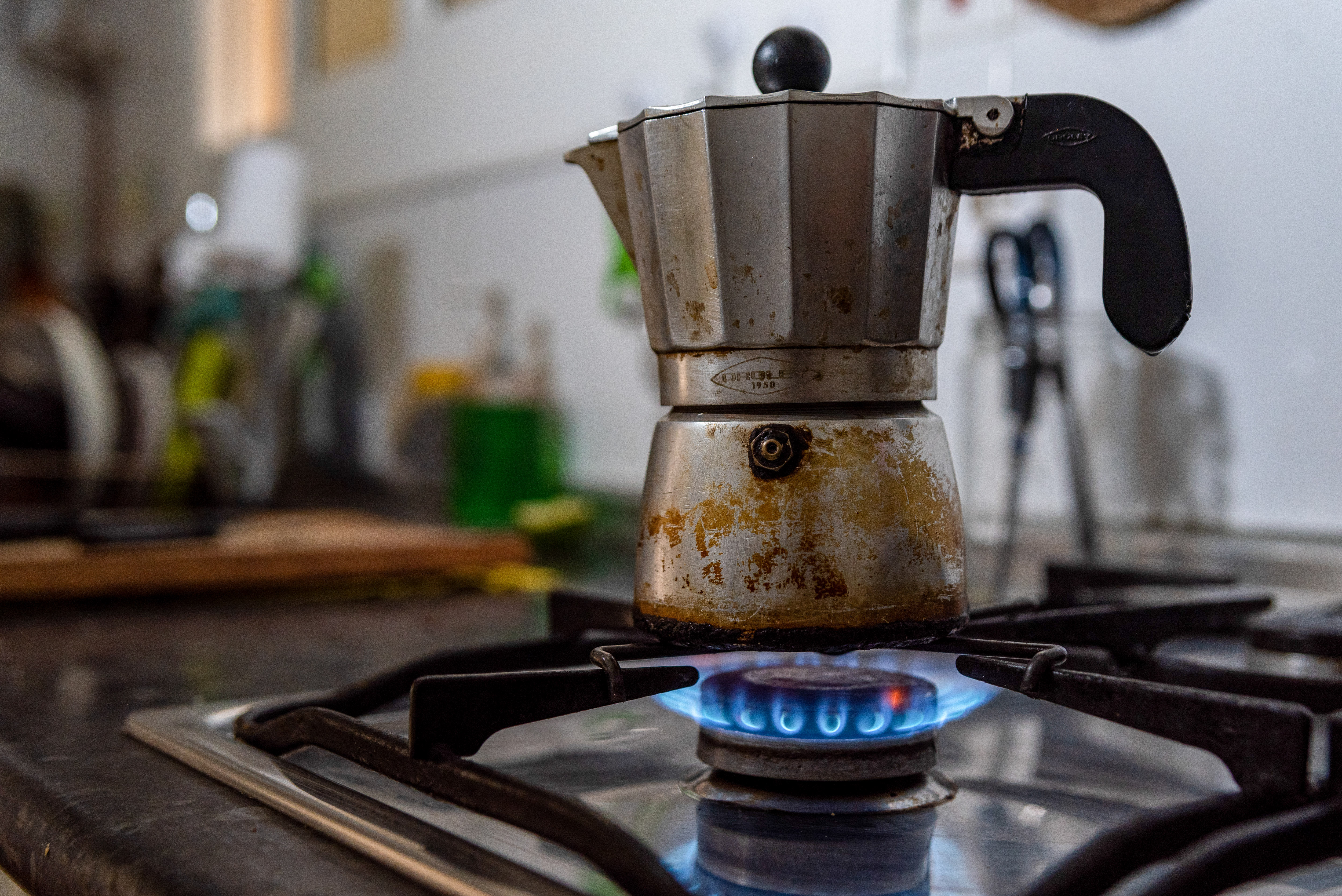 Un café moka sur une cuisinière à gaz | Source : Getty Images