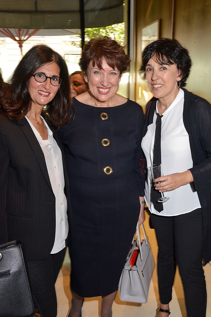 L'écrivaine Dominique Dyens, le ministre Roselyne Bachelot et Isabelle Alonso | Photo : Getty Images