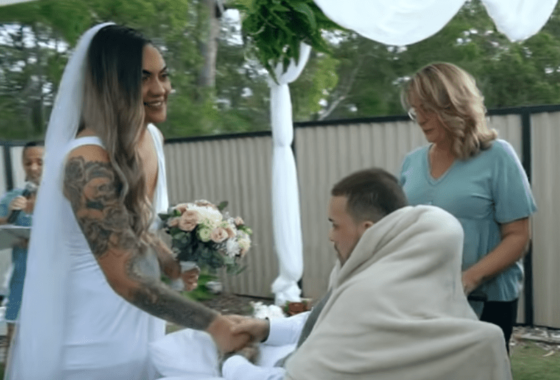 Navar Herbert et Maia Falwasser le jour de leur mariage | Photo : Youtube/deeteevids